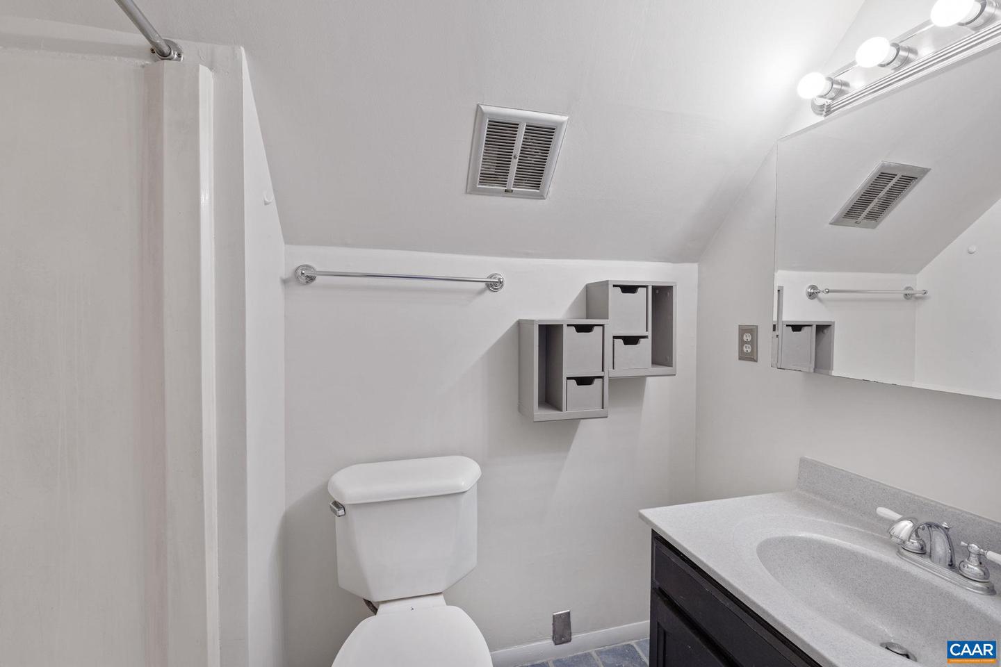 504 FARMVIEW RD, STANARDSVILLE, Virginia 22973, 3 Bedrooms Bedrooms, ,1 BathroomBathrooms,Residential,For sale,504 FARMVIEW RD,670488 MLS # 670488 504 FARMVIEW RD, STANARDSVILLE, Virginia 22973, 3 Bedrooms Bedrooms, ,1 BathroomBathrooms,Residential,For sale,504 FARMVIEW RD,670488 MLS # 670488