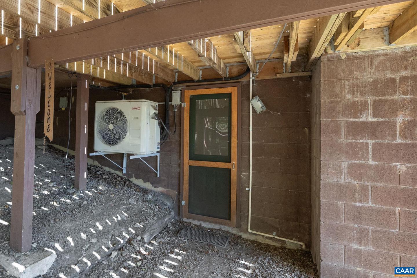 504 FARMVIEW RD, STANARDSVILLE, Virginia 22973, 3 Bedrooms Bedrooms, ,1 BathroomBathrooms,Residential,For sale,504 FARMVIEW RD,670488 MLS # 670488 504 FARMVIEW RD, STANARDSVILLE, Virginia 22973, 3 Bedrooms Bedrooms, ,1 BathroomBathrooms,Residential,For sale,504 FARMVIEW RD,670488 MLS # 670488