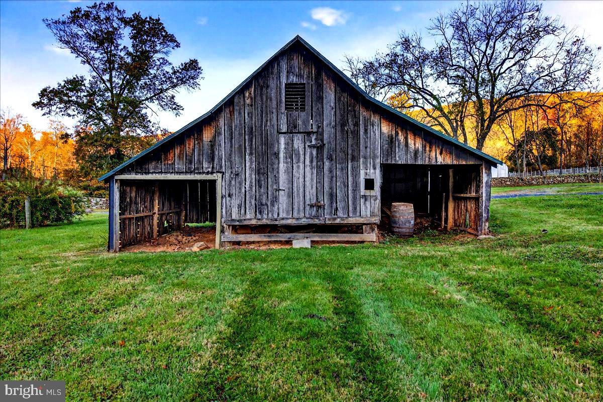 290 RILEY HOLLOW RD, HUNTLY, Virginia 22640, 3 Bedrooms Bedrooms, ,3 BathroomsBathrooms,Farm,For sale,290 RILEY HOLLOW RD,VARP2002364 MLS # VARP2002364 290 RILEY HOLLOW RD, HUNTLY, Virginia 22640, 3 Bedrooms Bedrooms, ,3 BathroomsBathrooms,Farm,For sale,290 RILEY HOLLOW RD,VARP2002364 MLS # VARP2002364
