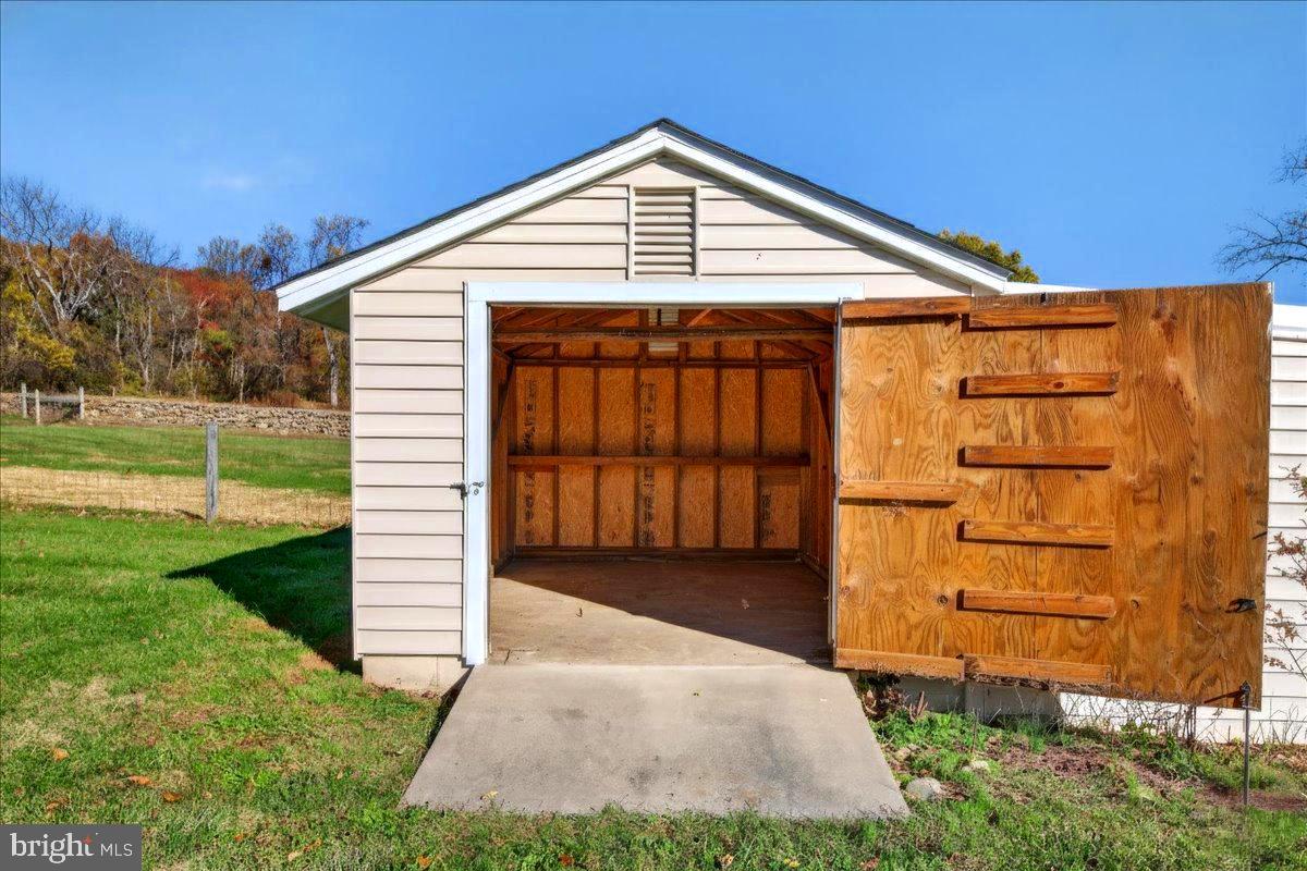290 RILEY HOLLOW RD, HUNTLY, Virginia 22640, 3 Bedrooms Bedrooms, ,3 BathroomsBathrooms,Farm,For sale,290 RILEY HOLLOW RD,VARP2002364 MLS # VARP2002364 290 RILEY HOLLOW RD, HUNTLY, Virginia 22640, 3 Bedrooms Bedrooms, ,3 BathroomsBathrooms,Farm,For sale,290 RILEY HOLLOW RD,VARP2002364 MLS # VARP2002364