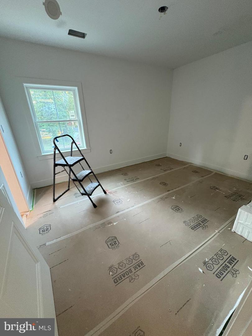 1006 SHEPHERD ST NE, WASHINGTON, District Of Columbia 20017, 6 Bedrooms Bedrooms, 10 Rooms Rooms,4 BathroomsBathrooms,Residential,For sale,1006 SHEPHERD ST NE,DCDC2175484 MLS # DCDC2175484