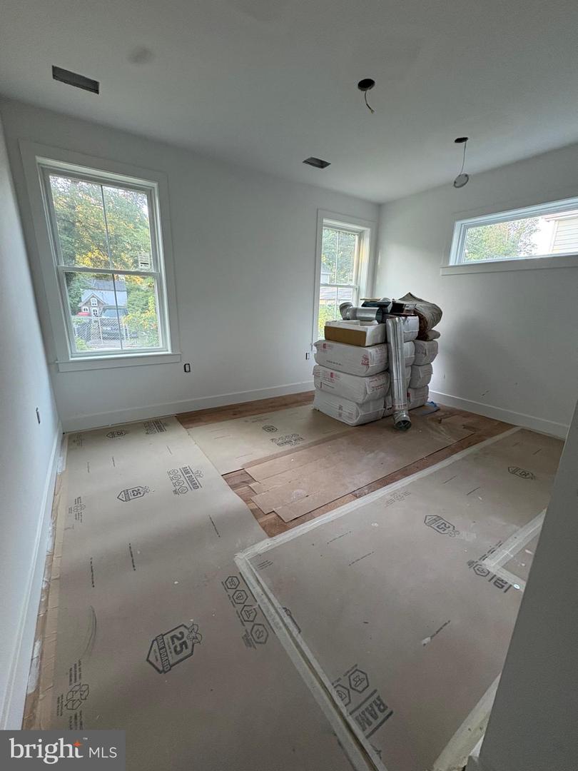 1006 SHEPHERD ST NE, WASHINGTON, District Of Columbia 20017, 6 Bedrooms Bedrooms, 10 Rooms Rooms,4 BathroomsBathrooms,Residential,For sale,1006 SHEPHERD ST NE,DCDC2175484 MLS # DCDC2175484