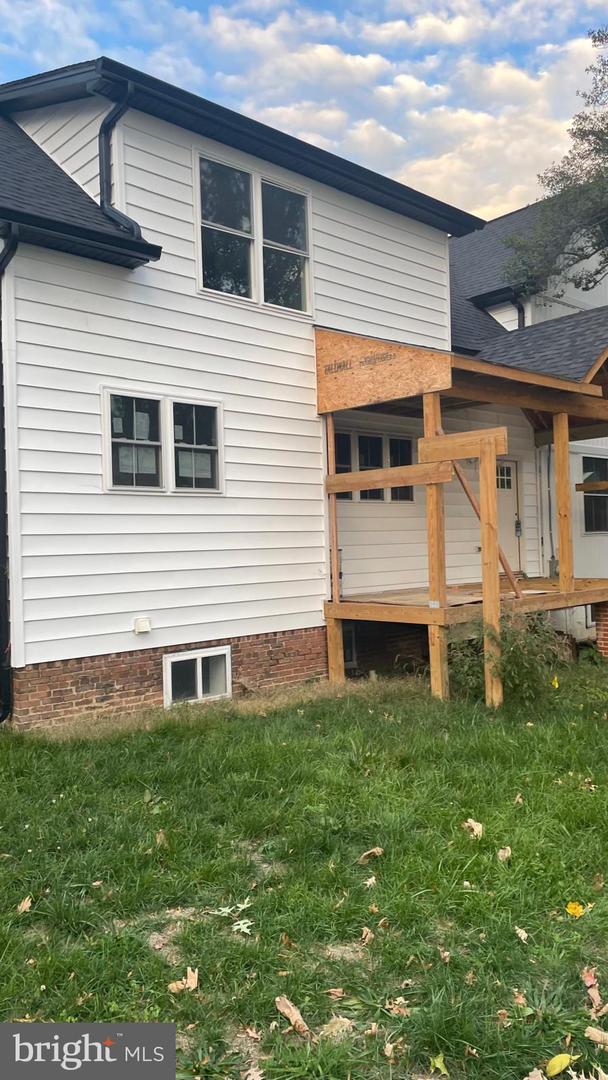 1006 SHEPHERD ST NE, WASHINGTON, District Of Columbia 20017, 6 Bedrooms Bedrooms, 10 Rooms Rooms,4 BathroomsBathrooms,Residential,For sale,1006 SHEPHERD ST NE,DCDC2175484 MLS # DCDC2175484