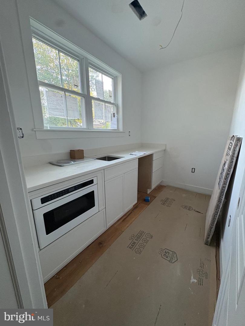 1006 SHEPHERD ST NE, WASHINGTON, District Of Columbia 20017, 6 Bedrooms Bedrooms, 10 Rooms Rooms,4 BathroomsBathrooms,Residential,For sale,1006 SHEPHERD ST NE,DCDC2175484 MLS # DCDC2175484