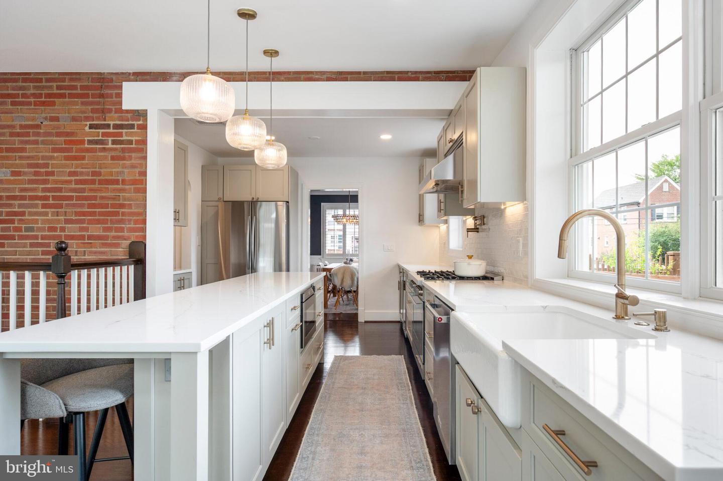 607 W VIEW TER, ALEXANDRIA, Virginia 22301, 4 Bedrooms Bedrooms, ,4 BathroomsBathrooms,Residential,For sale,607 W VIEW TER,VAAX2048652 MLS # VAAX2048652 607 W VIEW TER, ALEXANDRIA, Virginia 22301, 4 Bedrooms Bedrooms, ,4 BathroomsBathrooms,Residential,For sale,607 W VIEW TER,VAAX2048652 MLS # VAAX2048652