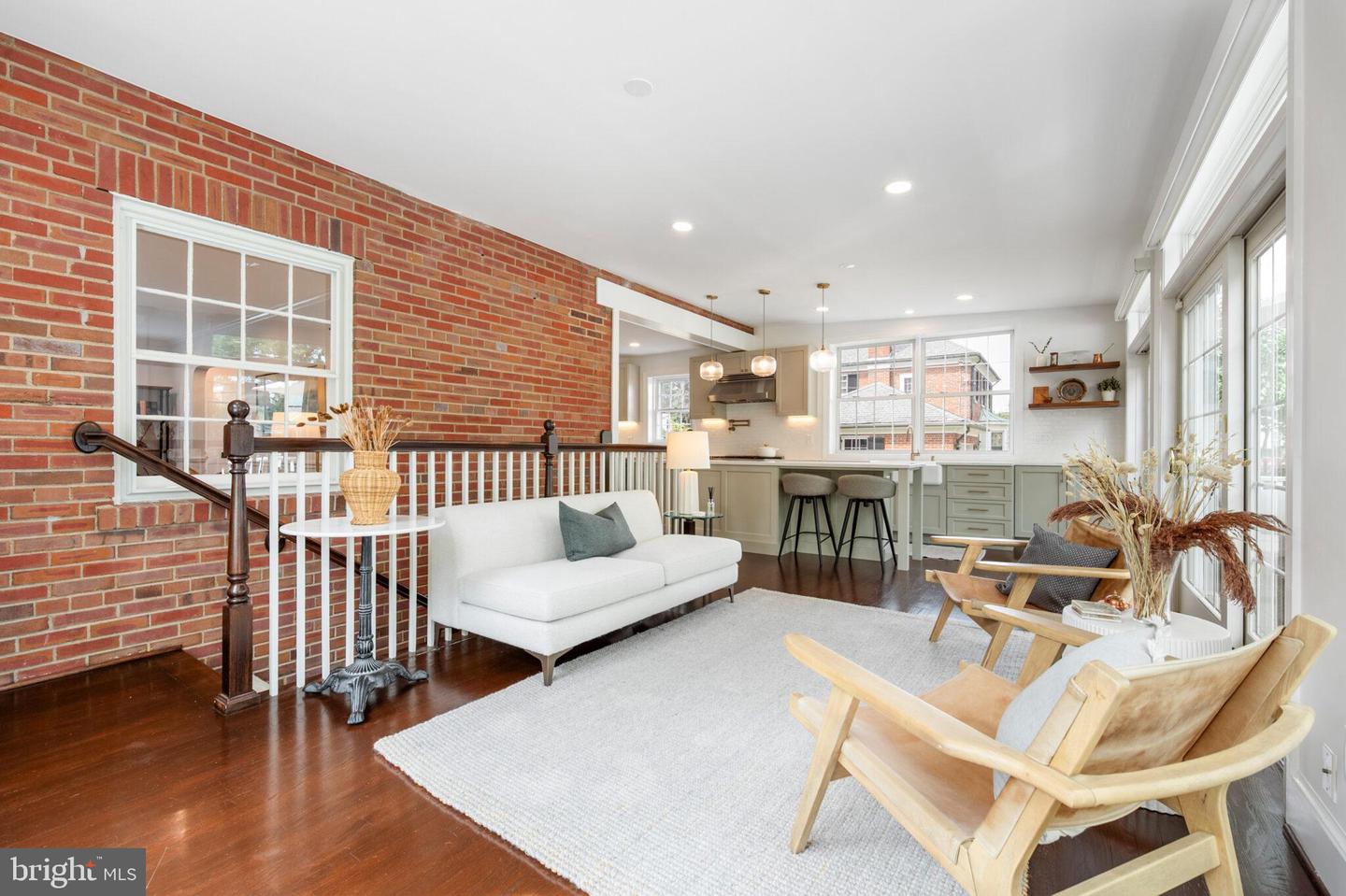 607 W VIEW TER, ALEXANDRIA, Virginia 22301, 4 Bedrooms Bedrooms, ,4 BathroomsBathrooms,Residential,For sale,607 W VIEW TER,VAAX2048652 MLS # VAAX2048652 607 W VIEW TER, ALEXANDRIA, Virginia 22301, 4 Bedrooms Bedrooms, ,4 BathroomsBathrooms,Residential,For sale,607 W VIEW TER,VAAX2048652 MLS # VAAX2048652