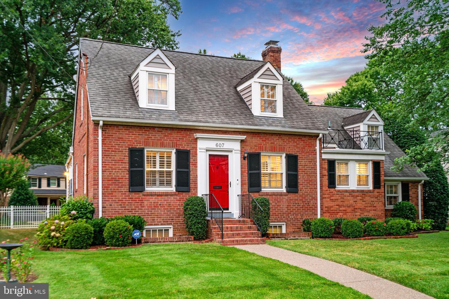 607 W VIEW TER, ALEXANDRIA, Virginia 22301, 4 Bedrooms Bedrooms, ,4 BathroomsBathrooms,Residential,For sale,607 W VIEW TER,VAAX2048652 MLS # VAAX2048652 607 W VIEW TER, ALEXANDRIA, Virginia 22301, 4 Bedrooms Bedrooms, ,4 BathroomsBathrooms,Residential,For sale,607 W VIEW TER,VAAX2048652 MLS # VAAX2048652