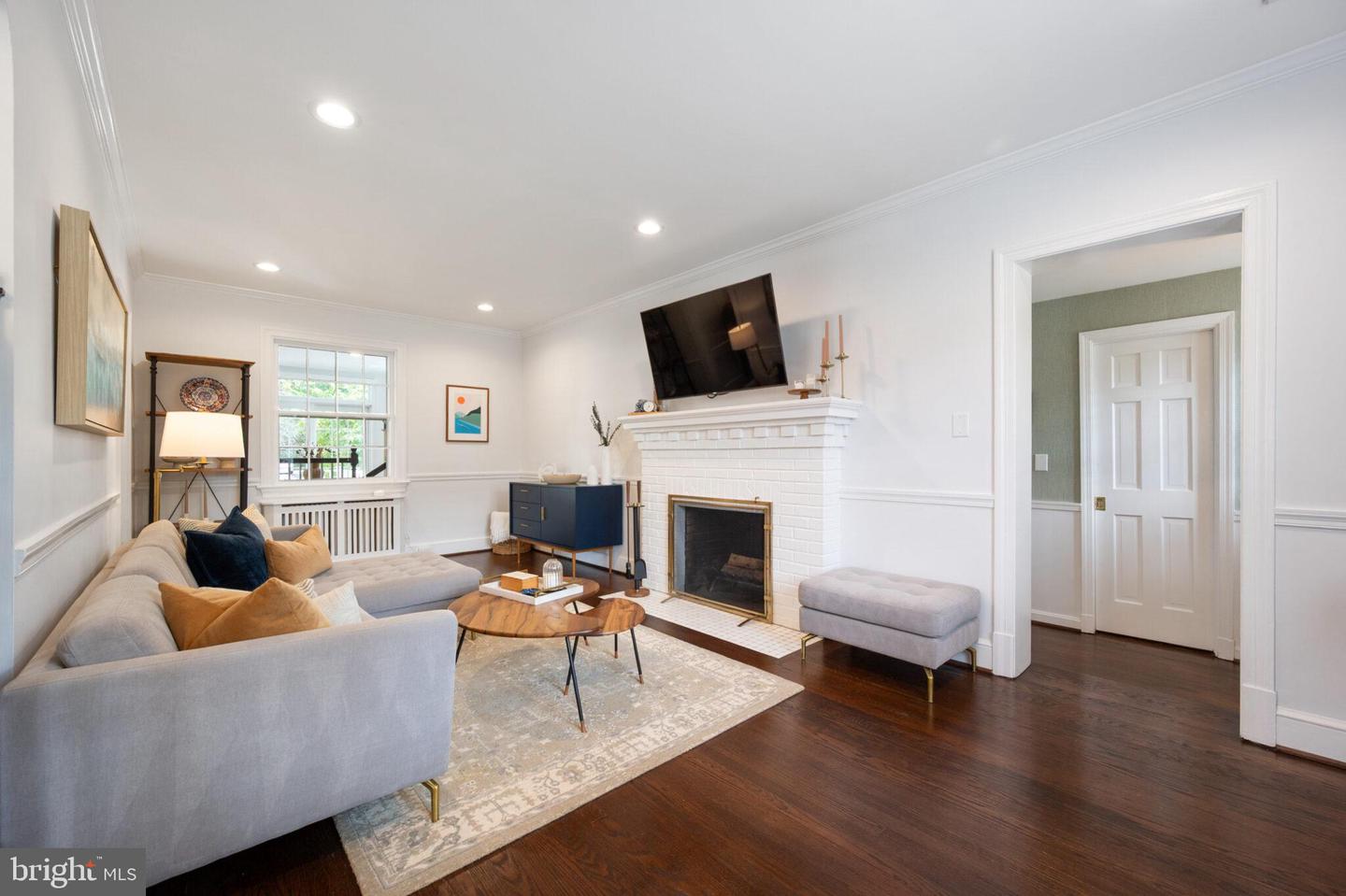 607 W VIEW TER, ALEXANDRIA, Virginia 22301, 4 Bedrooms Bedrooms, ,4 BathroomsBathrooms,Residential,For sale,607 W VIEW TER,VAAX2048652 MLS # VAAX2048652 607 W VIEW TER, ALEXANDRIA, Virginia 22301, 4 Bedrooms Bedrooms, ,4 BathroomsBathrooms,Residential,For sale,607 W VIEW TER,VAAX2048652 MLS # VAAX2048652