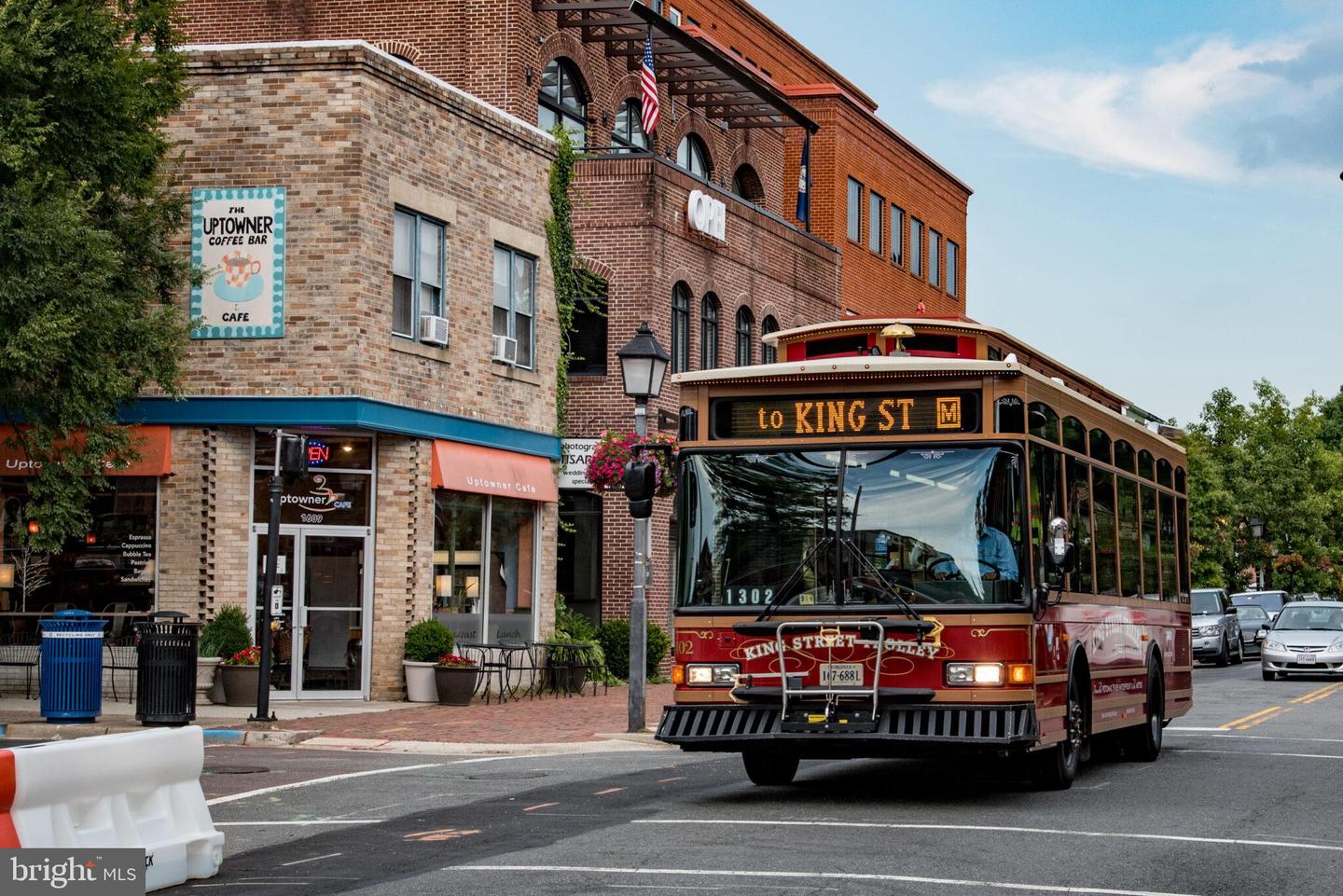 607 W VIEW TER, ALEXANDRIA, Virginia 22301, 4 Bedrooms Bedrooms, ,4 BathroomsBathrooms,Residential,For sale,607 W VIEW TER,VAAX2048652 MLS # VAAX2048652 607 W VIEW TER, ALEXANDRIA, Virginia 22301, 4 Bedrooms Bedrooms, ,4 BathroomsBathrooms,Residential,For sale,607 W VIEW TER,VAAX2048652 MLS # VAAX2048652