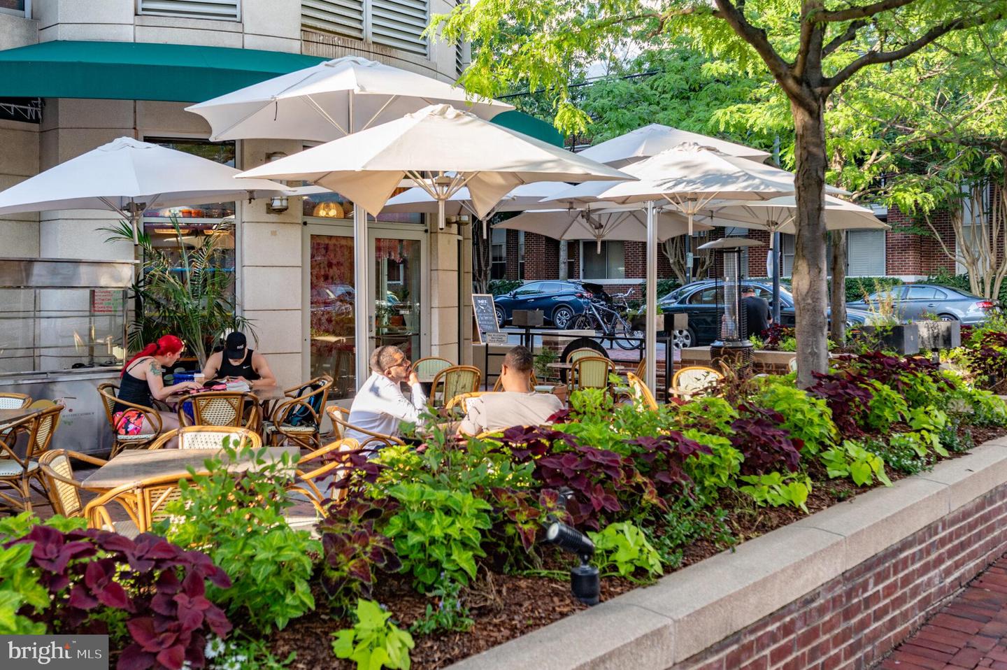 607 W VIEW TER, ALEXANDRIA, Virginia 22301, 4 Bedrooms Bedrooms, ,4 BathroomsBathrooms,Residential,For sale,607 W VIEW TER,VAAX2048652 MLS # VAAX2048652 607 W VIEW TER, ALEXANDRIA, Virginia 22301, 4 Bedrooms Bedrooms, ,4 BathroomsBathrooms,Residential,For sale,607 W VIEW TER,VAAX2048652 MLS # VAAX2048652