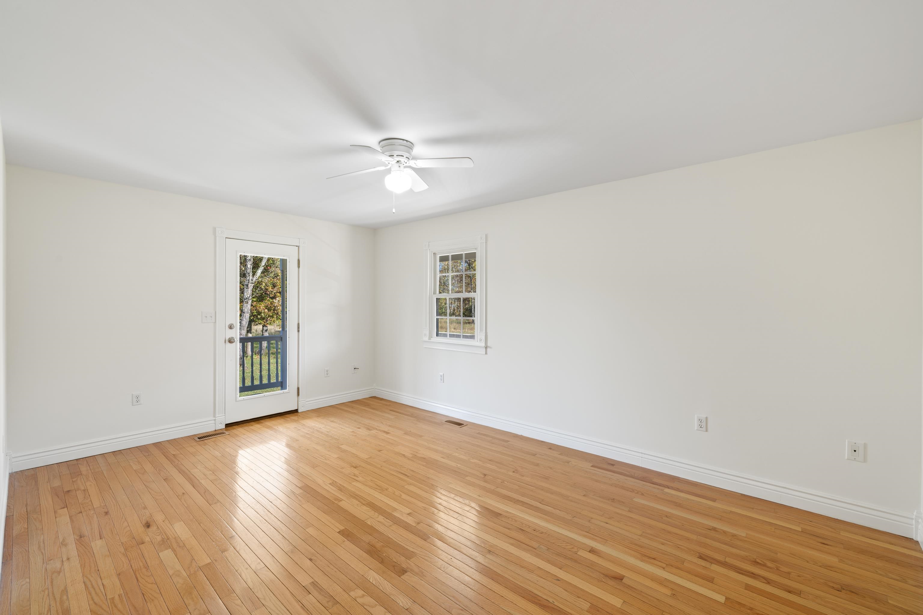 57 THOMAS DR, LYNDHURST, Virginia 22952, 5 Bedrooms Bedrooms, ,2 BathroomsBathrooms,Residential,57 THOMAS DR,670495 MLS # 670495 57 THOMAS DR, LYNDHURST, Virginia 22952, 5 Bedrooms Bedrooms, ,2 BathroomsBathrooms,Residential,57 THOMAS DR,670495 MLS # 670495