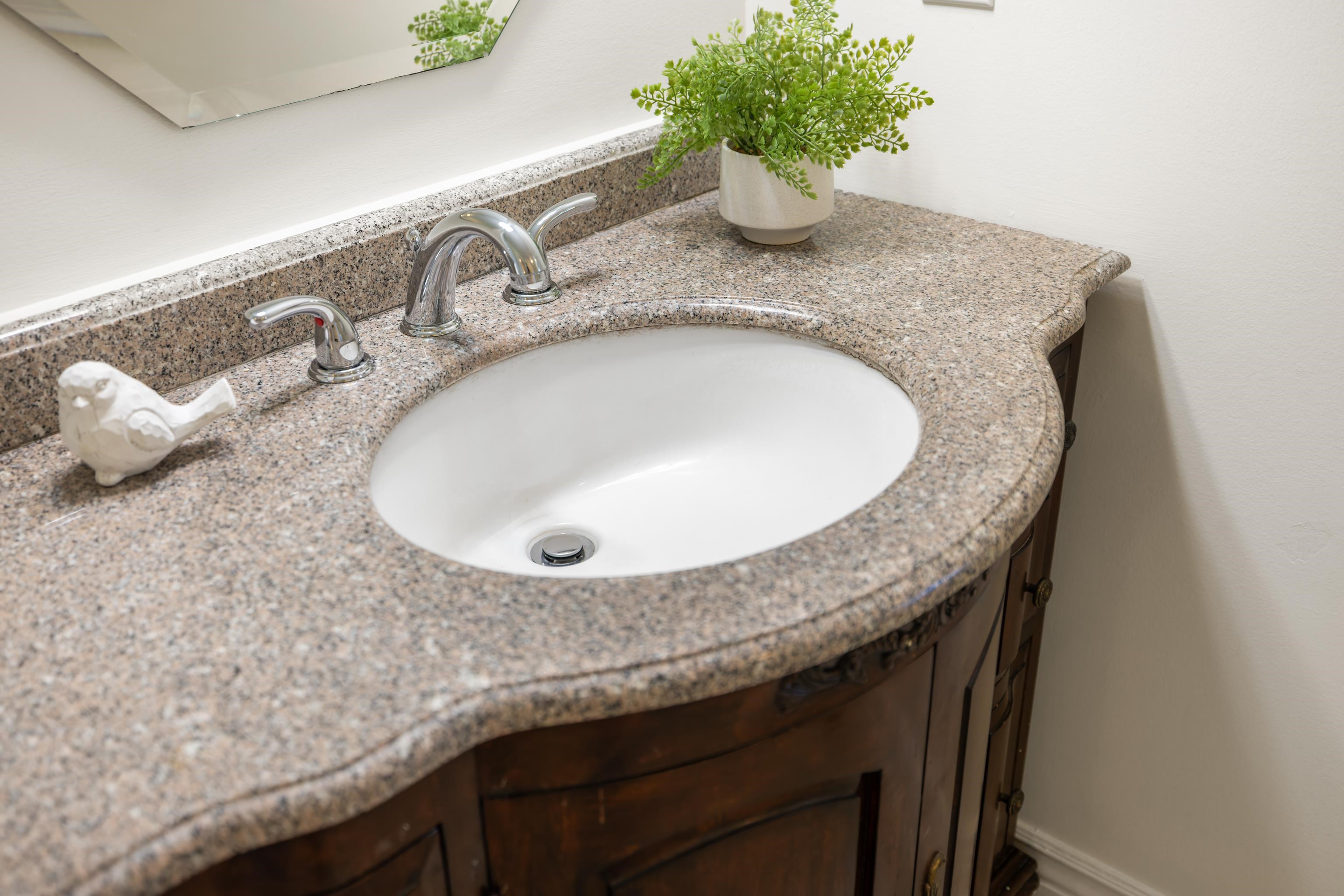 57 THOMAS DR, LYNDHURST, Virginia 22952, 5 Bedrooms Bedrooms, ,2 BathroomsBathrooms,Residential,57 THOMAS DR,670495 MLS # 670495 57 THOMAS DR, LYNDHURST, Virginia 22952, 5 Bedrooms Bedrooms, ,2 BathroomsBathrooms,Residential,57 THOMAS DR,670495 MLS # 670495