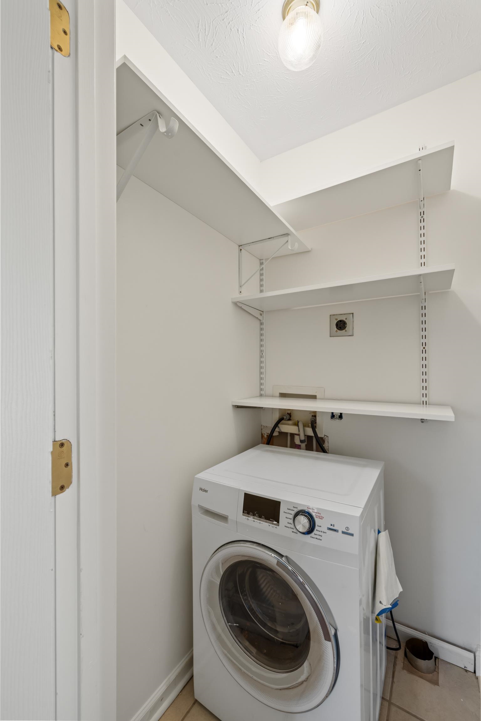 57 THOMAS DR, LYNDHURST, Virginia 22952, 5 Bedrooms Bedrooms, ,2 BathroomsBathrooms,Residential,57 THOMAS DR,670495 MLS # 670495 57 THOMAS DR, LYNDHURST, Virginia 22952, 5 Bedrooms Bedrooms, ,2 BathroomsBathrooms,Residential,57 THOMAS DR,670495 MLS # 670495