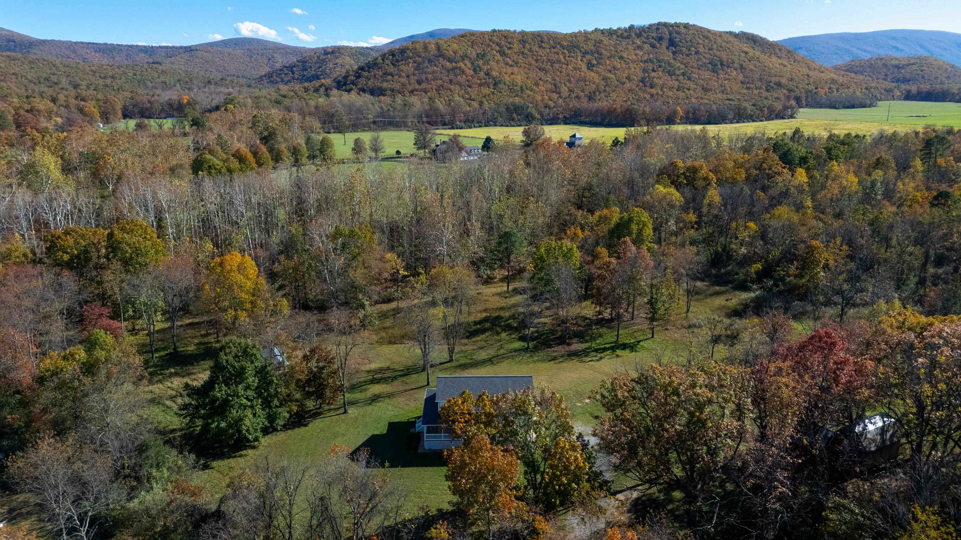 57 THOMAS DR, LYNDHURST, Virginia 22952, 5 Bedrooms Bedrooms, ,2 BathroomsBathrooms,Residential,57 THOMAS DR,670495 MLS # 670495 57 THOMAS DR, LYNDHURST, Virginia 22952, 5 Bedrooms Bedrooms, ,2 BathroomsBathrooms,Residential,57 THOMAS DR,670495 MLS # 670495