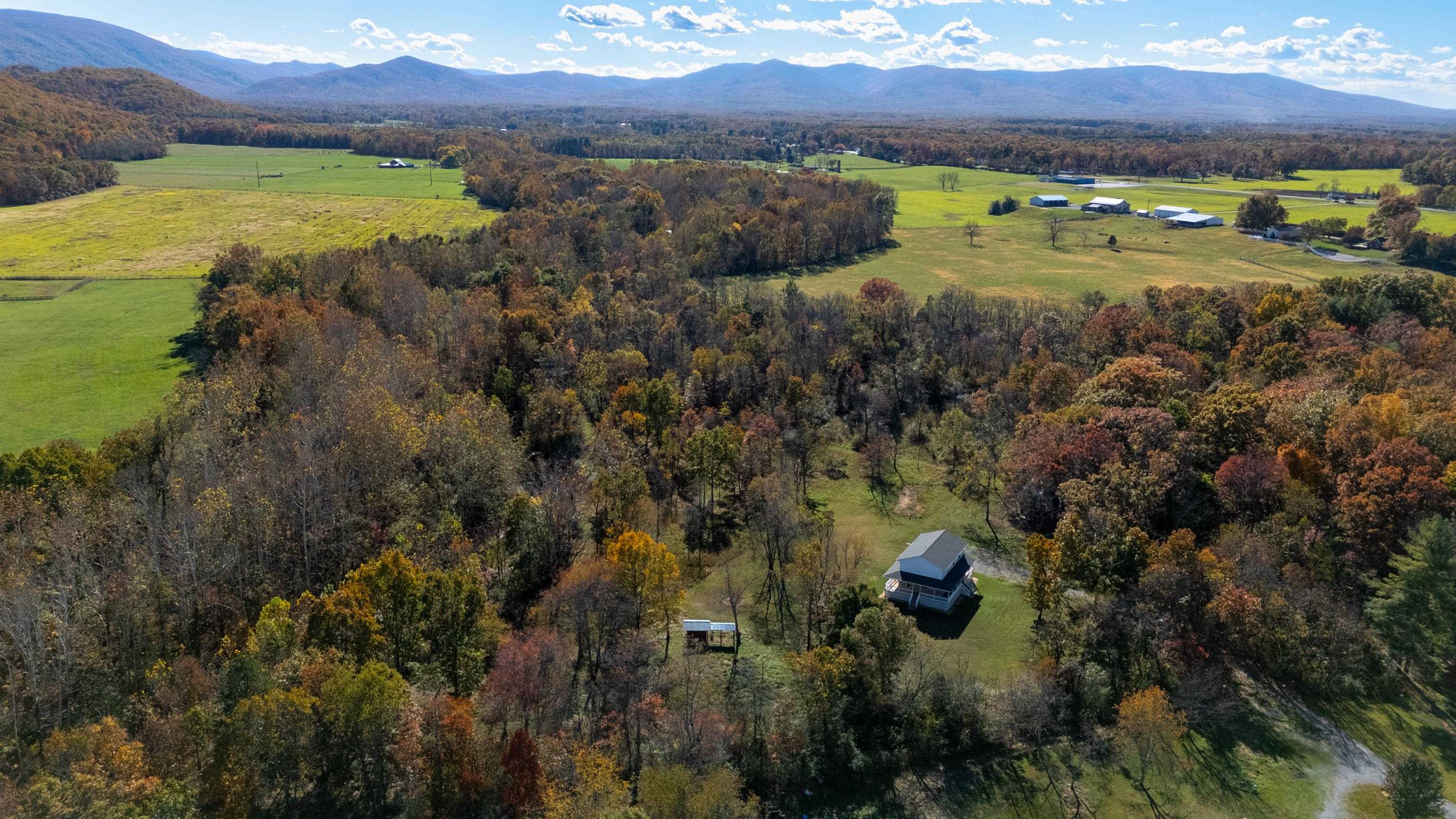 57 THOMAS DR, LYNDHURST, Virginia 22952, 5 Bedrooms Bedrooms, ,2 BathroomsBathrooms,Residential,57 THOMAS DR,670495 MLS # 670495 57 THOMAS DR, LYNDHURST, Virginia 22952, 5 Bedrooms Bedrooms, ,2 BathroomsBathrooms,Residential,57 THOMAS DR,670495 MLS # 670495