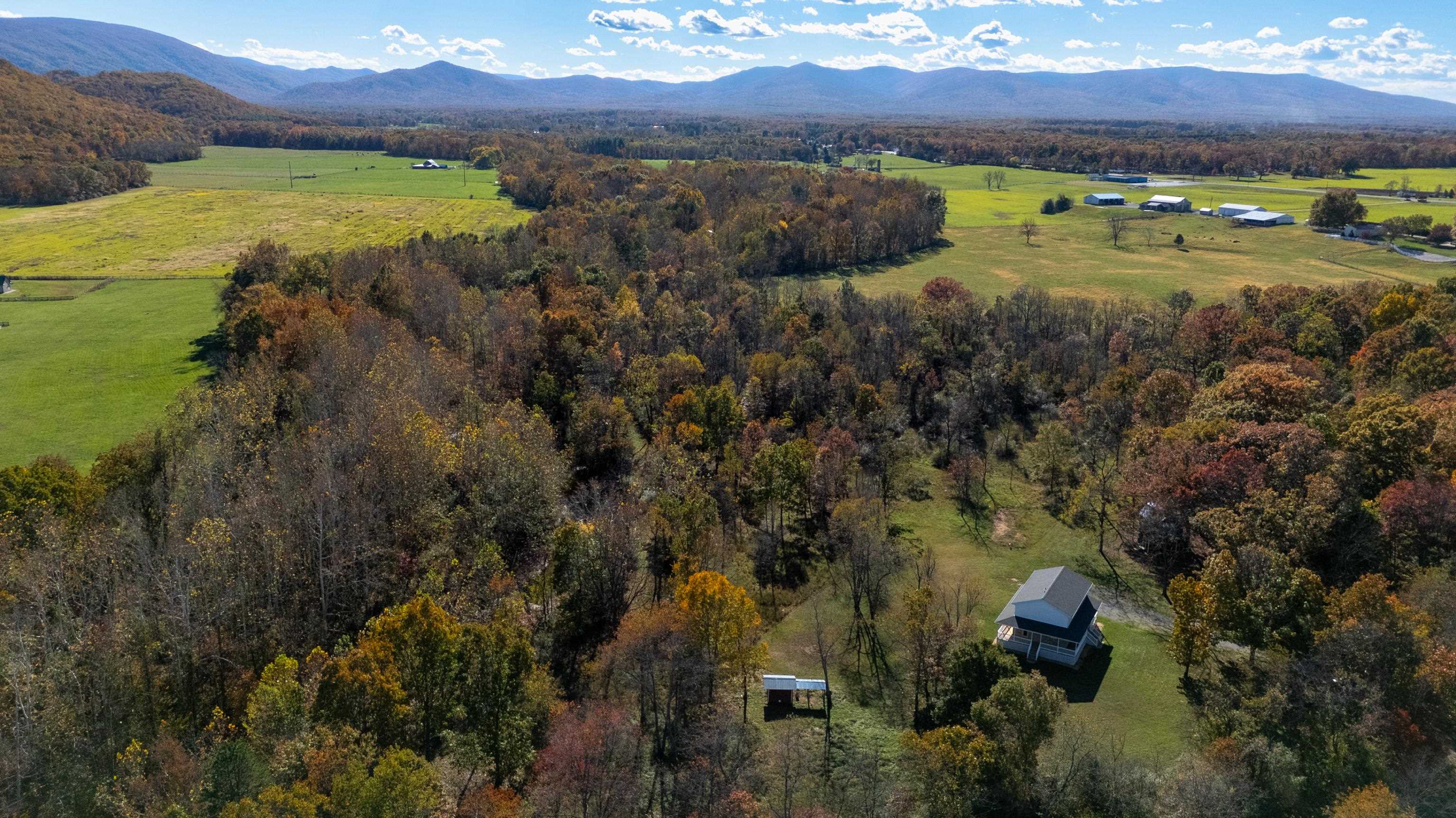 57 THOMAS DR, LYNDHURST, Virginia 22952, 5 Bedrooms Bedrooms, ,2 BathroomsBathrooms,Residential,57 THOMAS DR,670495 MLS # 670495 57 THOMAS DR, LYNDHURST, Virginia 22952, 5 Bedrooms Bedrooms, ,2 BathroomsBathrooms,Residential,57 THOMAS DR,670495 MLS # 670495