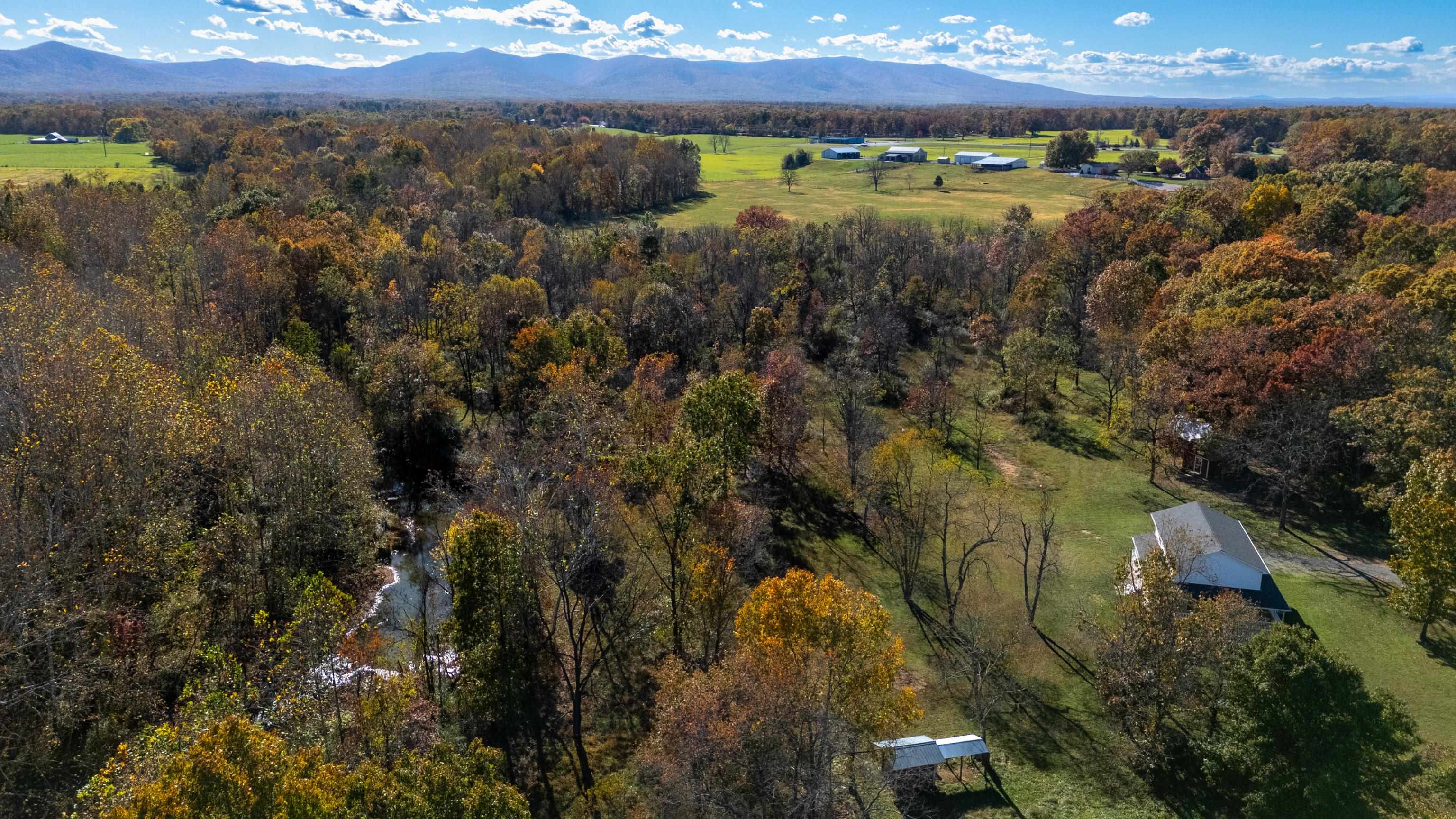 57 THOMAS DR, LYNDHURST, Virginia 22952, 5 Bedrooms Bedrooms, ,2 BathroomsBathrooms,Residential,57 THOMAS DR,670495 MLS # 670495 57 THOMAS DR, LYNDHURST, Virginia 22952, 5 Bedrooms Bedrooms, ,2 BathroomsBathrooms,Residential,57 THOMAS DR,670495 MLS # 670495