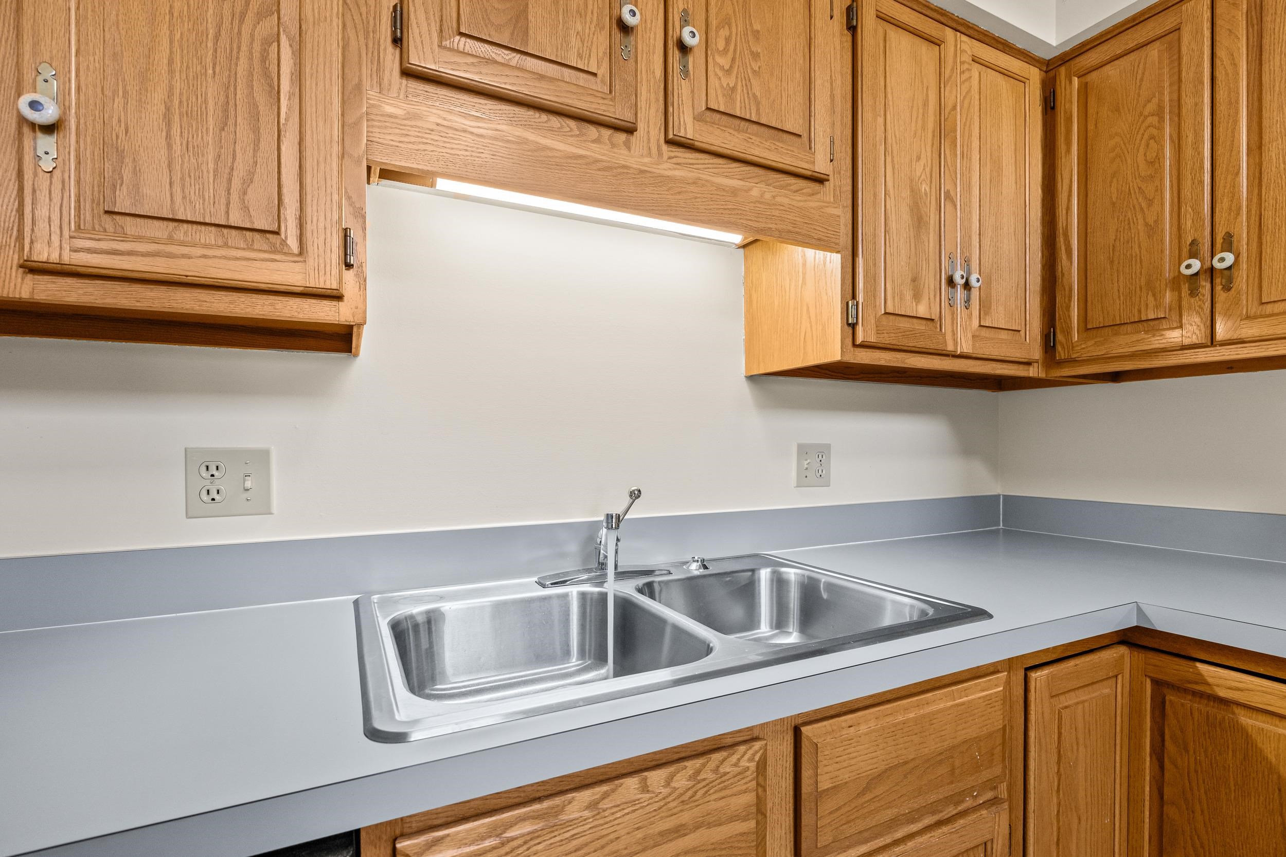 1093 ROSEDALE DR, ROCKINGHAM, Virginia 22801, 2 Bedrooms Bedrooms, ,1 BathroomBathrooms,Residential,1093 ROSEDALE DR,670503 MLS # 670503 1093 ROSEDALE DR, ROCKINGHAM, Virginia 22801, 2 Bedrooms Bedrooms, ,1 BathroomBathrooms,Residential,1093 ROSEDALE DR,670503 MLS # 670503