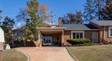 1093 ROSEDALE DR, ROCKINGHAM, Virginia 22801, 2 Bedrooms Bedrooms, ,1 BathroomBathrooms,Residential,1093 ROSEDALE DR,670503 MLS # 670503