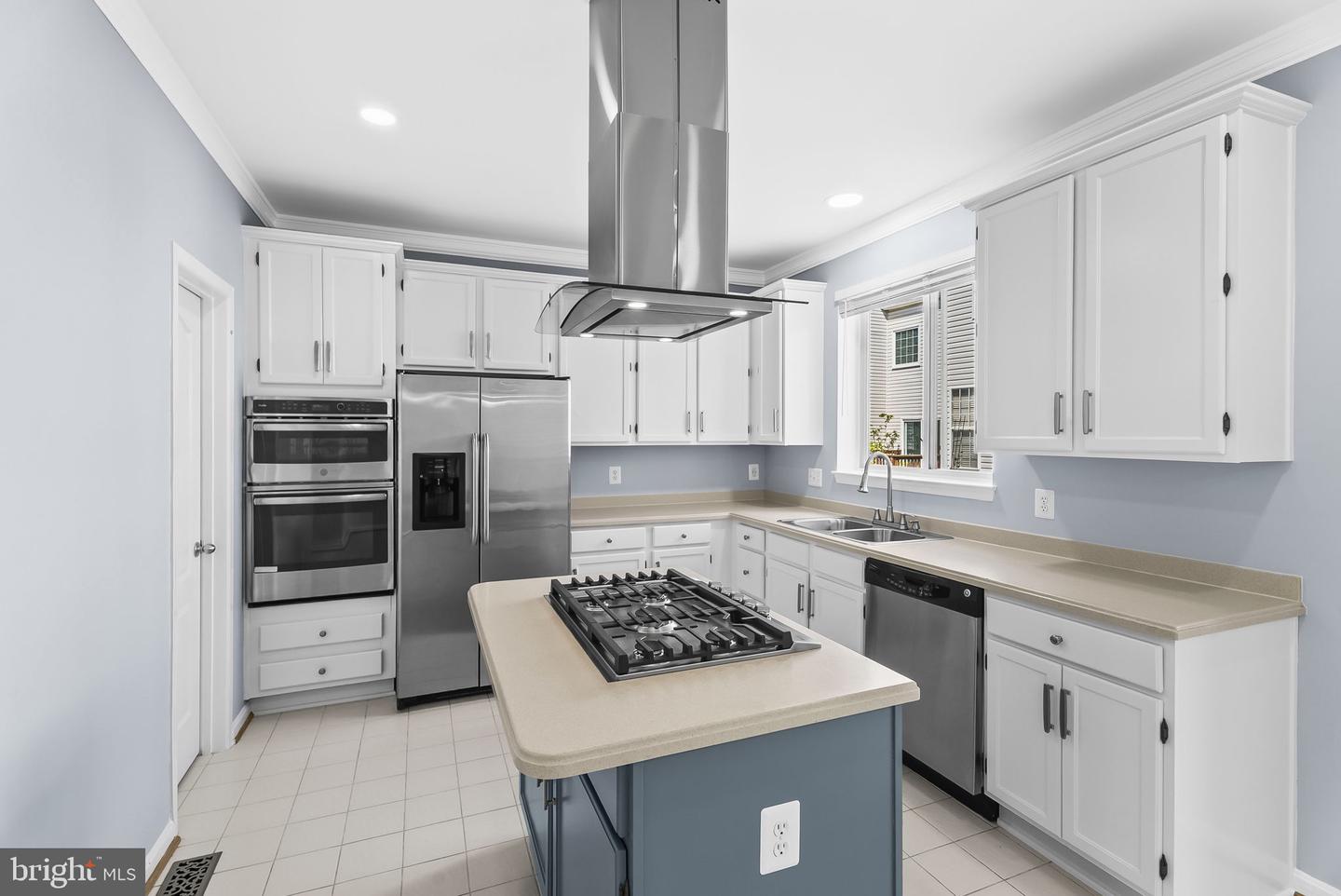 12917 WOOD CRESCENT CIR, HERNDON, Virginia 20171, 3 Bedrooms Bedrooms, ,3 BathroomsBathrooms,Residential,For sale,12917 WOOD CRESCENT CIR,VAFX2266490 MLS # VAFX2266490 12917 WOOD CRESCENT CIR, HERNDON, Virginia 20171, 3 Bedrooms Bedrooms, ,3 BathroomsBathrooms,Residential,For sale,12917 WOOD CRESCENT CIR,VAFX2266490 MLS # VAFX2266490