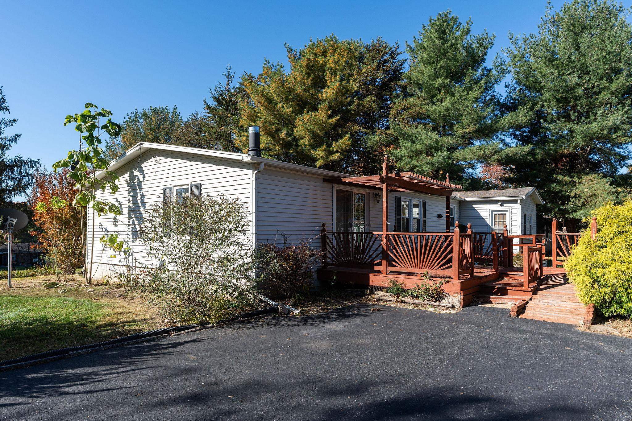 775 NEW HOPE RD, STAUNTON, Virginia 24401, 3 Bedrooms Bedrooms, ,2 BathroomsBathrooms,Residential,775 NEW HOPE RD,670513 MLS # 670513 775 NEW HOPE RD, STAUNTON, Virginia 24401, 3 Bedrooms Bedrooms, ,2 BathroomsBathrooms,Residential,775 NEW HOPE RD,670513 MLS # 670513