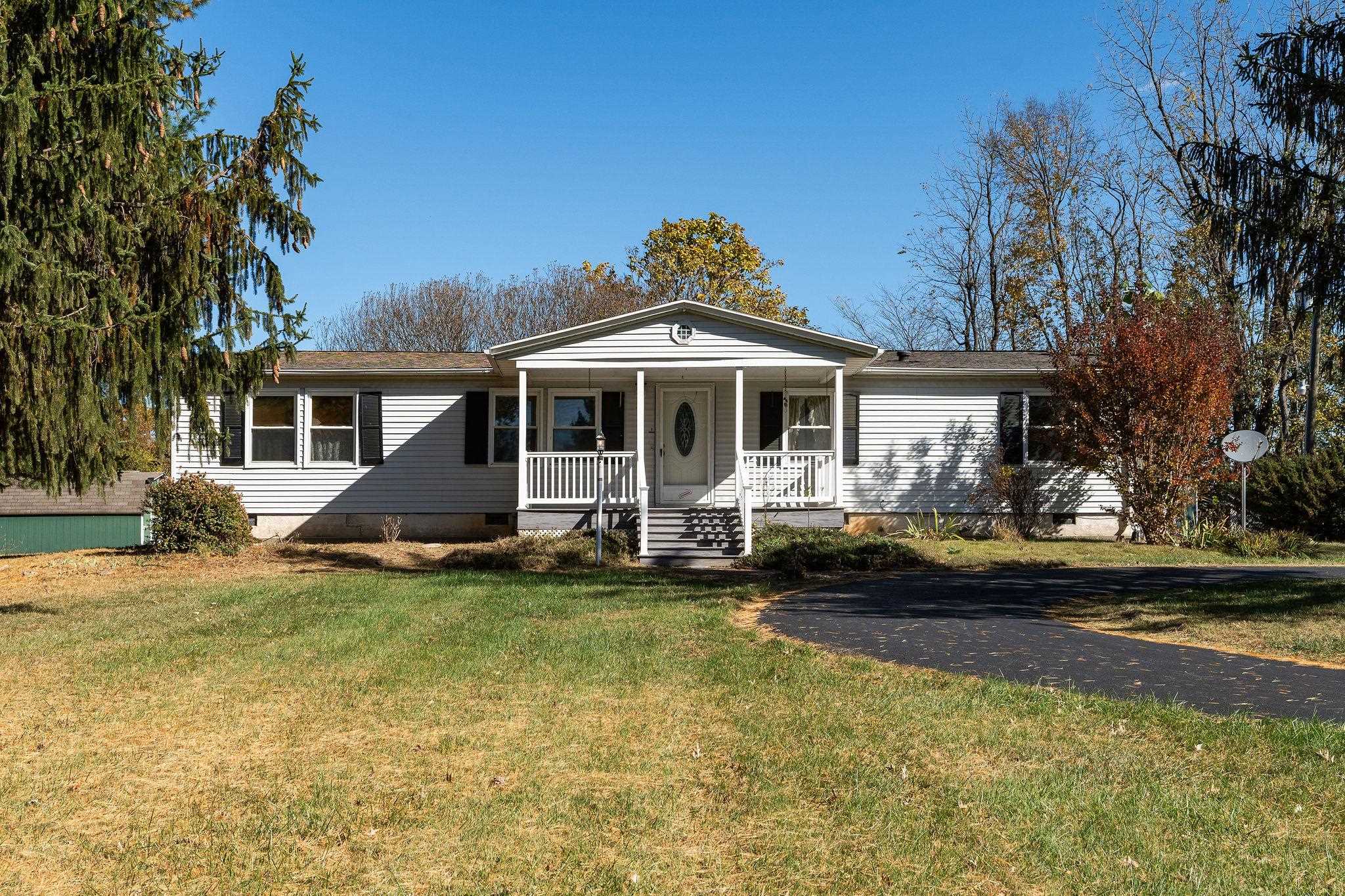 775 NEW HOPE RD, STAUNTON, Virginia 24401, 3 Bedrooms Bedrooms, ,2 BathroomsBathrooms,Residential,775 NEW HOPE RD,670513 MLS # 670513 775 NEW HOPE RD, STAUNTON, Virginia 24401, 3 Bedrooms Bedrooms, ,2 BathroomsBathrooms,Residential,775 NEW HOPE RD,670513 MLS # 670513