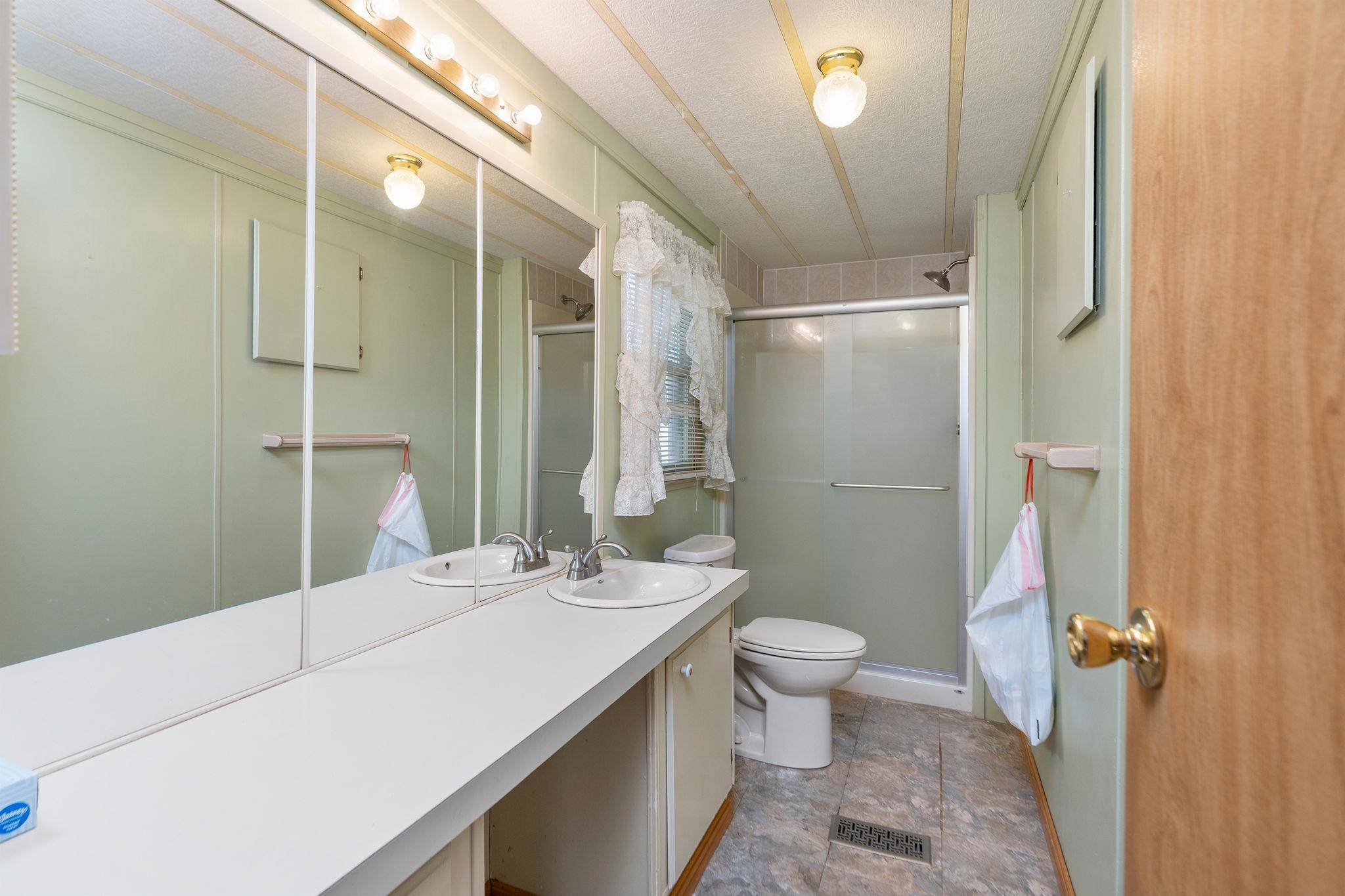 775 NEW HOPE RD, STAUNTON, Virginia 24401, 3 Bedrooms Bedrooms, ,2 BathroomsBathrooms,Residential,775 NEW HOPE RD,670513 MLS # 670513 775 NEW HOPE RD, STAUNTON, Virginia 24401, 3 Bedrooms Bedrooms, ,2 BathroomsBathrooms,Residential,775 NEW HOPE RD,670513 MLS # 670513