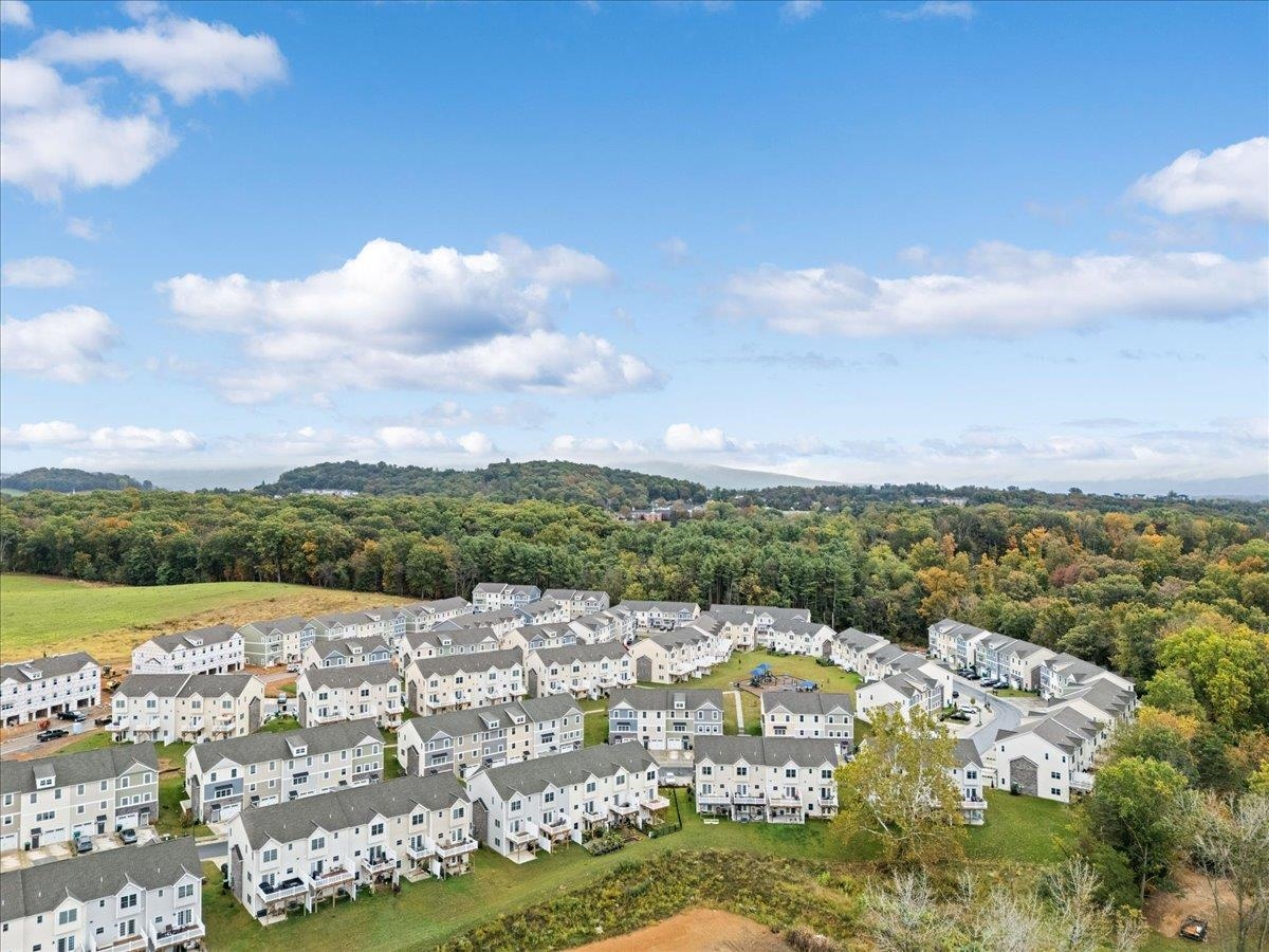 1386 PALOMINO TRL, ROCKINGHAM, Virginia 22801, 3 Bedrooms Bedrooms, ,2 BathroomsBathrooms,Residential,1386 PALOMINO TRL,670518 MLS # 670518 1386 PALOMINO TRL, ROCKINGHAM, Virginia 22801, 3 Bedrooms Bedrooms, ,2 BathroomsBathrooms,Residential,1386 PALOMINO TRL,670518 MLS # 670518