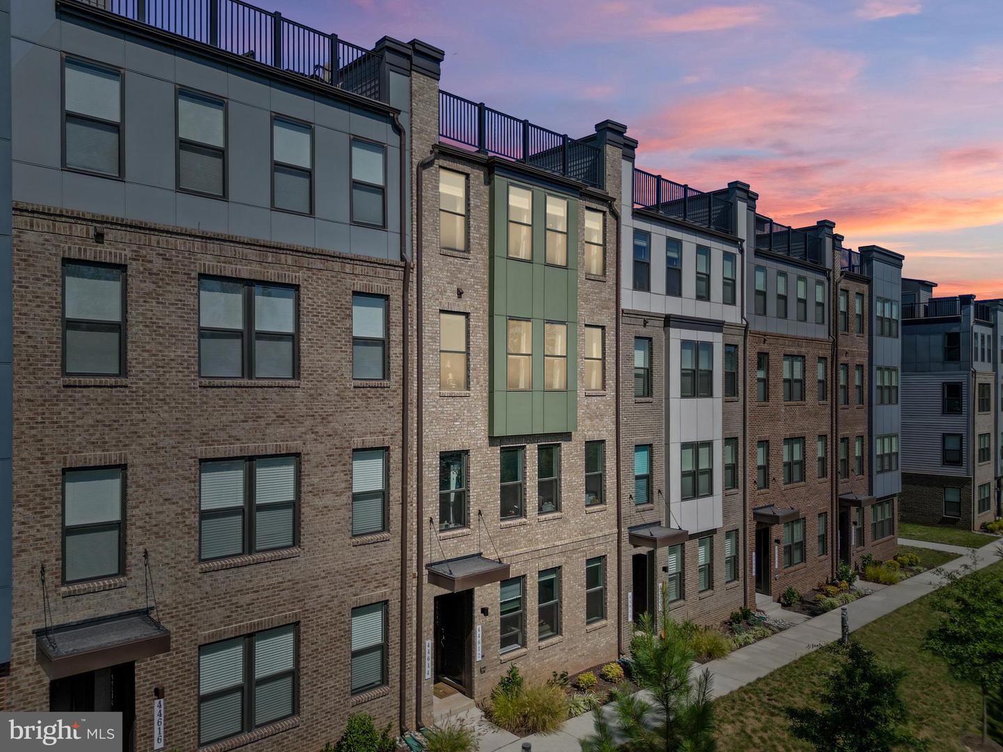 44614 WOLFHOUND SQ, ASHBURN, Virginia 20147, 3 Bedrooms Bedrooms, ,2 BathroomsBathrooms,Residential,For sale,44614 WOLFHOUND SQ,VALO2107526 MLS # VALO2107526 44614 WOLFHOUND SQ, ASHBURN, Virginia 20147, 3 Bedrooms Bedrooms, ,2 BathroomsBathrooms,Residential,For sale,44614 WOLFHOUND SQ,VALO2107526 MLS # VALO2107526