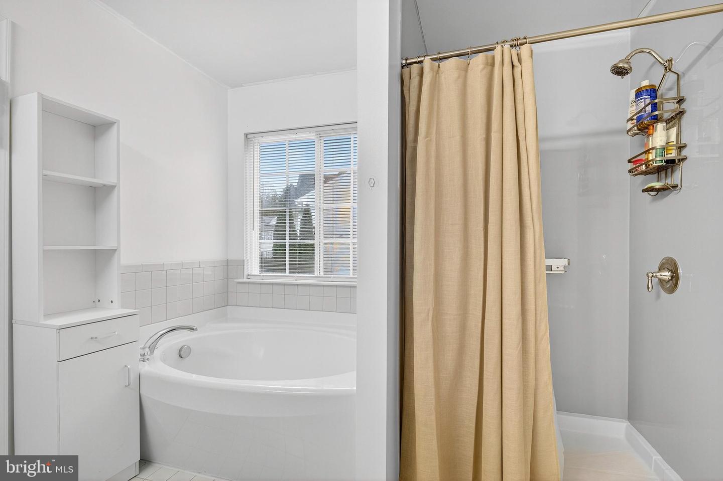 1032 BAKERSFIELD LN, FREDERICKSBURG, Virginia 22401, 5 Bedrooms Bedrooms, ,3 BathroomsBathrooms,Residential,For sale,1032 BAKERSFIELD LN,VAFB2009108 MLS # VAFB2009108 1032 BAKERSFIELD LN, FREDERICKSBURG, Virginia 22401, 5 Bedrooms Bedrooms, ,3 BathroomsBathrooms,Residential,For sale,1032 BAKERSFIELD LN,VAFB2009108 MLS # VAFB2009108