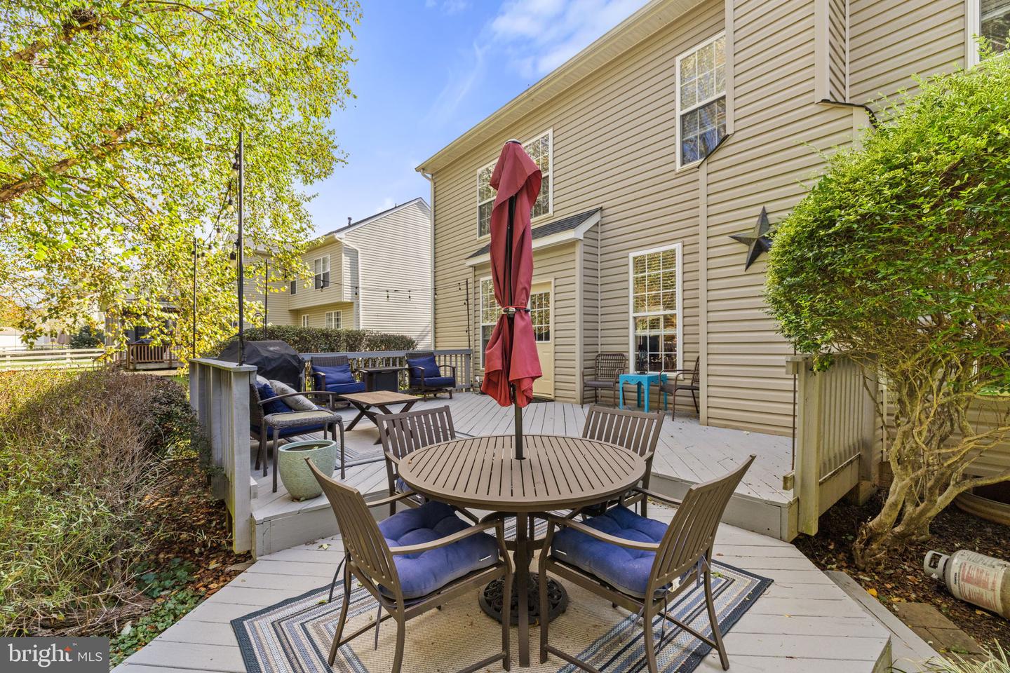 35804 PARK HEIGHTS CIR, ROUND HILL, Virginia 20141, 5 Bedrooms Bedrooms, ,3 BathroomsBathrooms,Residential,For sale,35804 PARK HEIGHTS CIR,VALO2109016 MLS # VALO2109016 35804 PARK HEIGHTS CIR, ROUND HILL, Virginia 20141, 5 Bedrooms Bedrooms, ,3 BathroomsBathrooms,Residential,For sale,35804 PARK HEIGHTS CIR,VALO2109016 MLS # VALO2109016