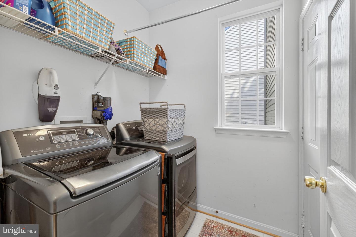 35804 PARK HEIGHTS CIR, ROUND HILL, Virginia 20141, 5 Bedrooms Bedrooms, ,3 BathroomsBathrooms,Residential,For sale,35804 PARK HEIGHTS CIR,VALO2109016 MLS # VALO2109016 35804 PARK HEIGHTS CIR, ROUND HILL, Virginia 20141, 5 Bedrooms Bedrooms, ,3 BathroomsBathrooms,Residential,For sale,35804 PARK HEIGHTS CIR,VALO2109016 MLS # VALO2109016