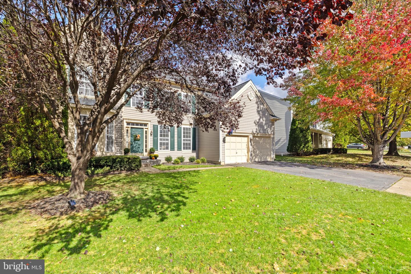 35804 PARK HEIGHTS CIR, ROUND HILL, Virginia 20141, 5 Bedrooms Bedrooms, ,3 BathroomsBathrooms,Residential,For sale,35804 PARK HEIGHTS CIR,VALO2109016 MLS # VALO2109016 35804 PARK HEIGHTS CIR, ROUND HILL, Virginia 20141, 5 Bedrooms Bedrooms, ,3 BathroomsBathrooms,Residential,For sale,35804 PARK HEIGHTS CIR,VALO2109016 MLS # VALO2109016