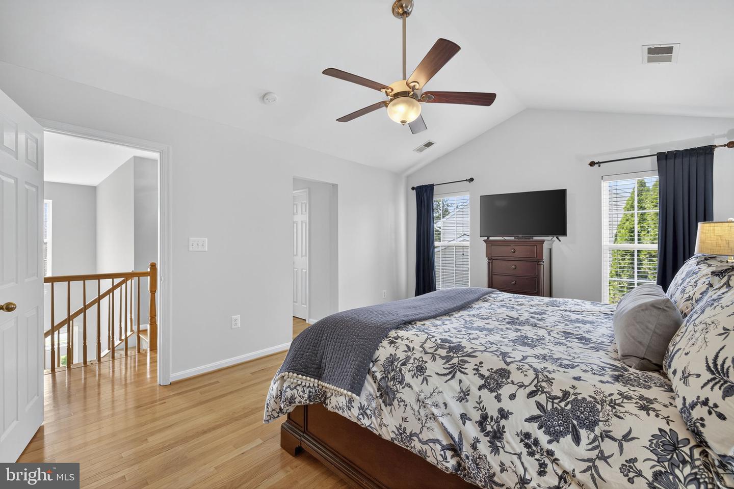 35804 PARK HEIGHTS CIR, ROUND HILL, Virginia 20141, 5 Bedrooms Bedrooms, ,3 BathroomsBathrooms,Residential,For sale,35804 PARK HEIGHTS CIR,VALO2109016 MLS # VALO2109016 35804 PARK HEIGHTS CIR, ROUND HILL, Virginia 20141, 5 Bedrooms Bedrooms, ,3 BathroomsBathrooms,Residential,For sale,35804 PARK HEIGHTS CIR,VALO2109016 MLS # VALO2109016