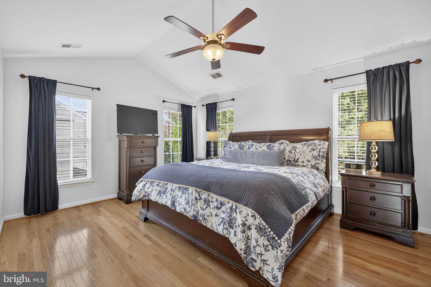 35804 PARK HEIGHTS CIR, ROUND HILL, Virginia 20141, 5 Bedrooms Bedrooms, ,3 BathroomsBathrooms,Residential,For sale,35804 PARK HEIGHTS CIR,VALO2109016 MLS # VALO2109016 35804 PARK HEIGHTS CIR, ROUND HILL, Virginia 20141, 5 Bedrooms Bedrooms, ,3 BathroomsBathrooms,Residential,For sale,35804 PARK HEIGHTS CIR,VALO2109016 MLS # VALO2109016