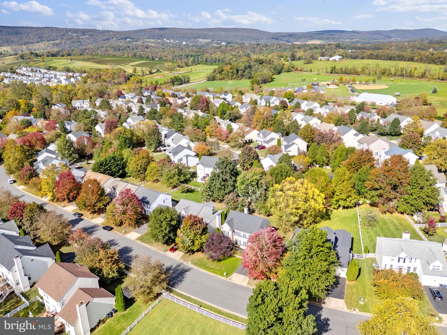 35804 PARK HEIGHTS CIR, ROUND HILL, Virginia 20141, 5 Bedrooms Bedrooms, ,3 BathroomsBathrooms,Residential,For sale,35804 PARK HEIGHTS CIR,VALO2109016 MLS # VALO2109016 35804 PARK HEIGHTS CIR, ROUND HILL, Virginia 20141, 5 Bedrooms Bedrooms, ,3 BathroomsBathrooms,Residential,For sale,35804 PARK HEIGHTS CIR,VALO2109016 MLS # VALO2109016