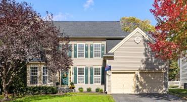 35804 PARK HEIGHTS CIR, ROUND HILL, Virginia 20141, 5 Bedrooms Bedrooms, ,3 BathroomsBathrooms,Residential,For sale,35804 PARK HEIGHTS CIR,VALO2109016 MLS # VALO2109016