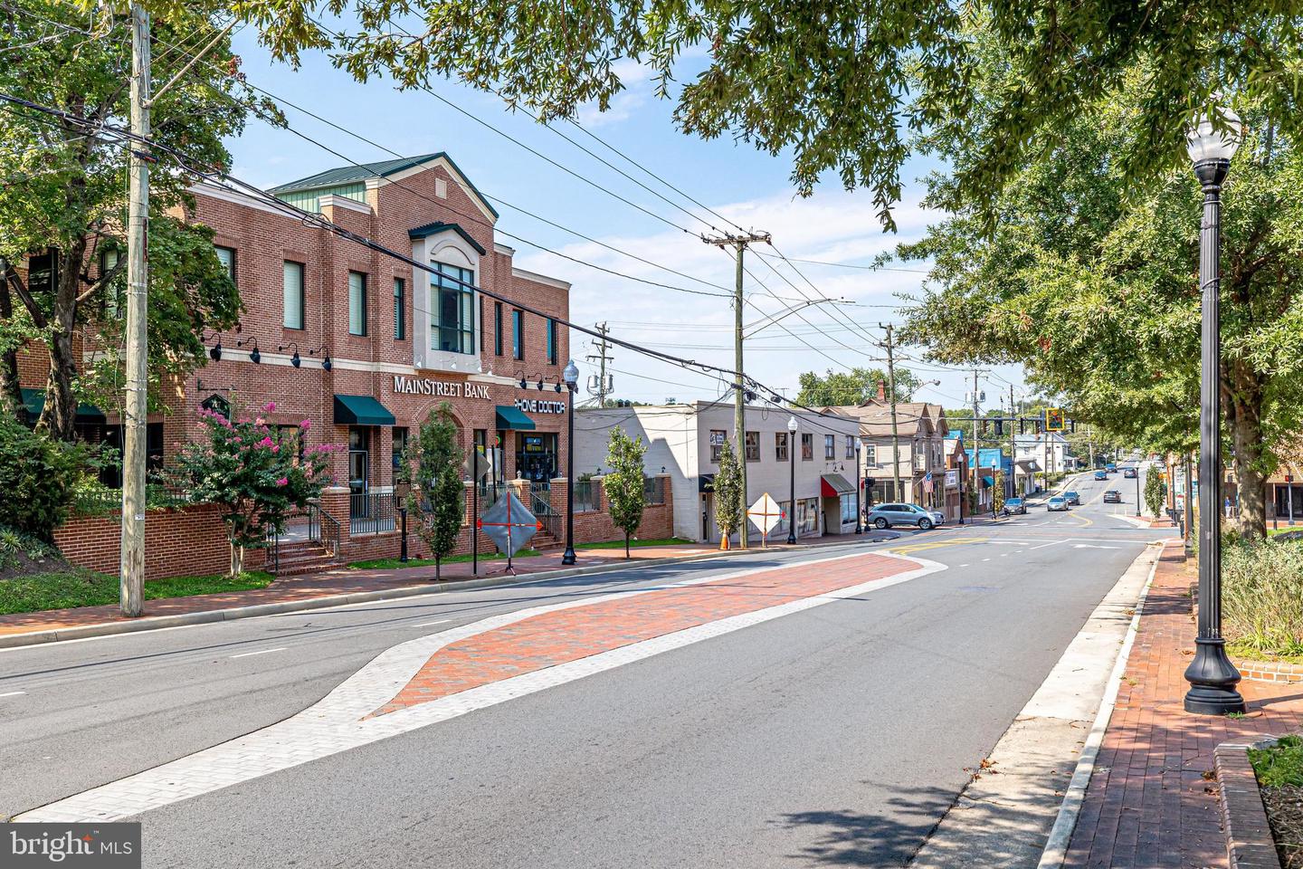 1127 SHANNON PL, HERNDON, Virginia 20170, 3 Bedrooms Bedrooms, ,2 BathroomsBathrooms,Residential,For sale,1127 SHANNON PL,VAFX2274792 MLS # VAFX2274792 1127 SHANNON PL, HERNDON, Virginia 20170, 3 Bedrooms Bedrooms, ,2 BathroomsBathrooms,Residential,For sale,1127 SHANNON PL,VAFX2274792 MLS # VAFX2274792