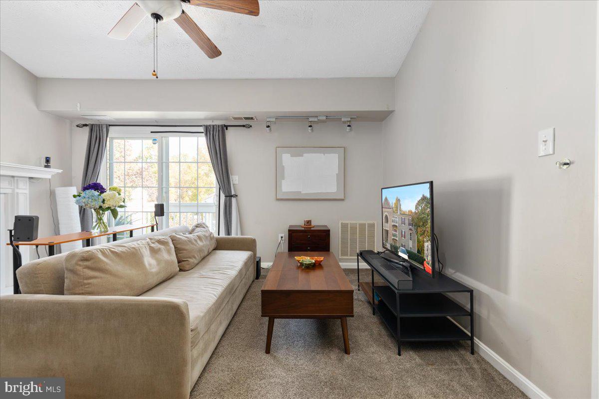 8604 SHADWELL DR #36, ALEXANDRIA, Virginia 22309, 2 Bedrooms Bedrooms, 7 Rooms Rooms,2 BathroomsBathrooms,Residential,For sale,8604 SHADWELL DR #36,VAFX2275262 MLS # VAFX2275262