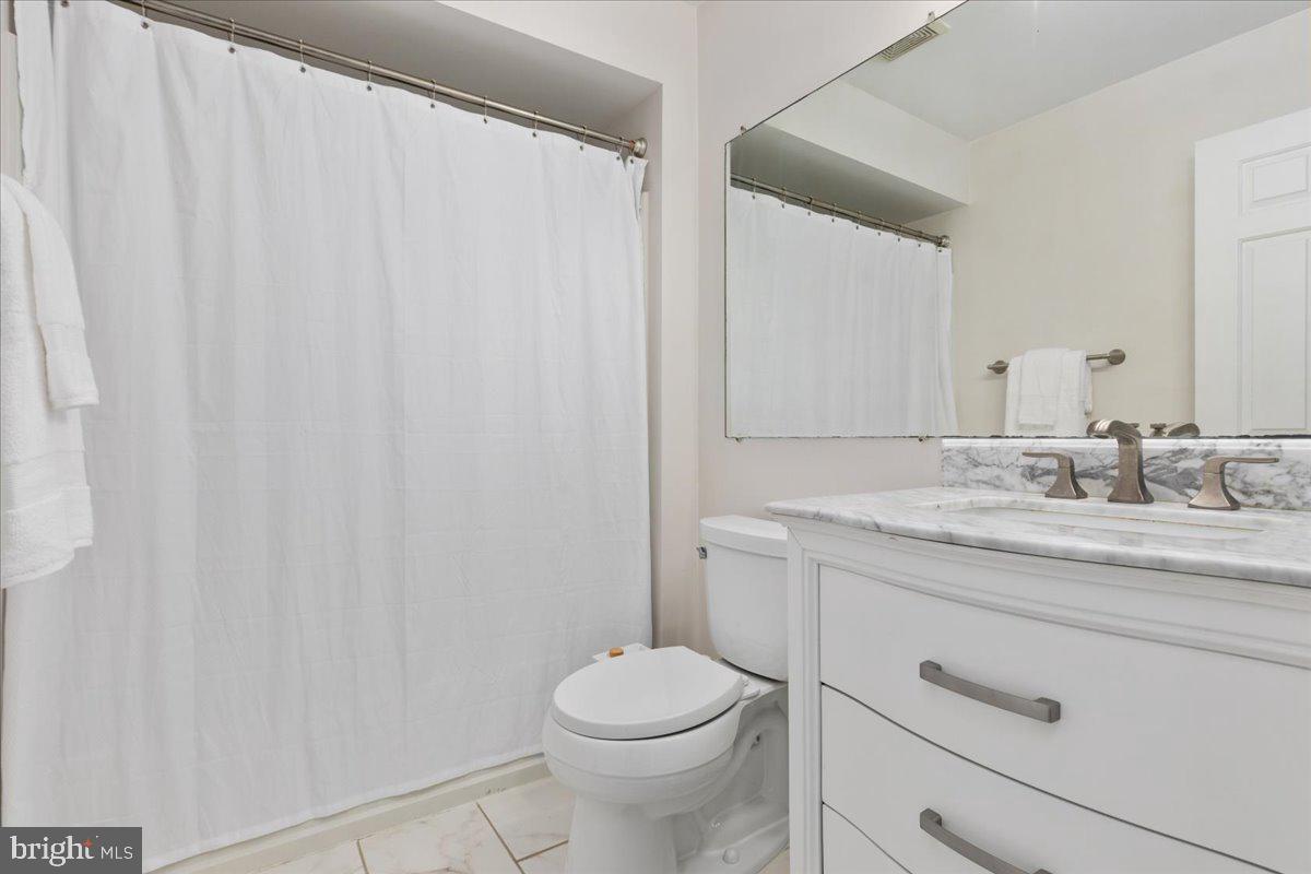 8604 SHADWELL DR #36, ALEXANDRIA, Virginia 22309, 2 Bedrooms Bedrooms, 7 Rooms Rooms,2 BathroomsBathrooms,Residential,For sale,8604 SHADWELL DR #36,VAFX2275262 MLS # VAFX2275262