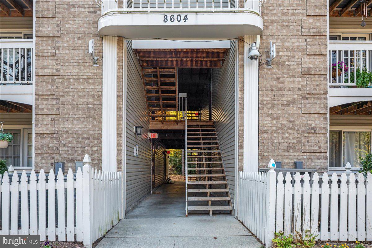 8604 SHADWELL DR #36, ALEXANDRIA, Virginia 22309, 2 Bedrooms Bedrooms, 7 Rooms Rooms,2 BathroomsBathrooms,Residential,For sale,8604 SHADWELL DR #36,VAFX2275262 MLS # VAFX2275262