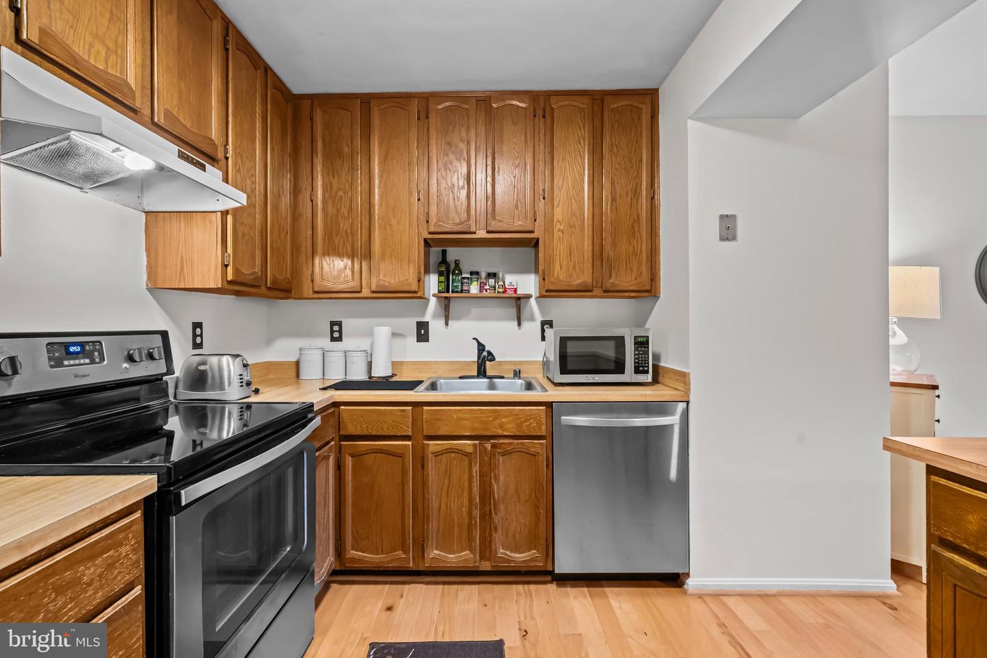 4548 LITTLE RIVER RUN DR, ANNANDALE, Virginia 22003, 3 Bedrooms Bedrooms, ,2 BathroomsBathrooms,Residential,For sale,4548 LITTLE RIVER RUN DR,VAFX2275502 MLS # VAFX2275502 4548 LITTLE RIVER RUN DR, ANNANDALE, Virginia 22003, 3 Bedrooms Bedrooms, ,2 BathroomsBathrooms,Residential,For sale,4548 LITTLE RIVER RUN DR,VAFX2275502 MLS # VAFX2275502