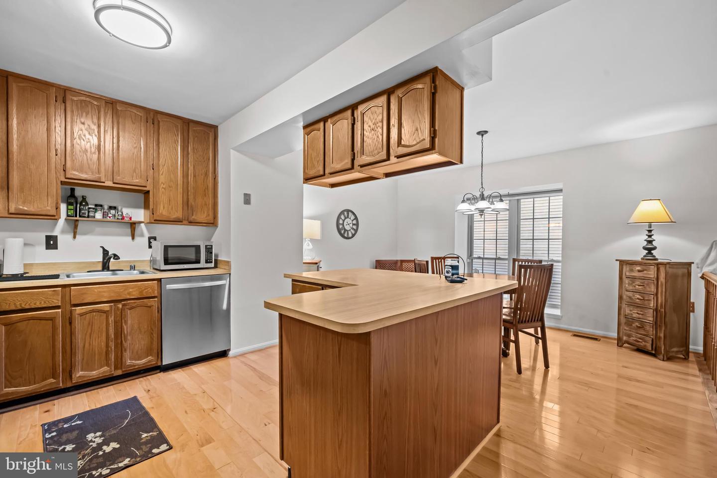 4548 LITTLE RIVER RUN DR, ANNANDALE, Virginia 22003, 3 Bedrooms Bedrooms, ,2 BathroomsBathrooms,Residential,For sale,4548 LITTLE RIVER RUN DR,VAFX2275502 MLS # VAFX2275502 4548 LITTLE RIVER RUN DR, ANNANDALE, Virginia 22003, 3 Bedrooms Bedrooms, ,2 BathroomsBathrooms,Residential,For sale,4548 LITTLE RIVER RUN DR,VAFX2275502 MLS # VAFX2275502