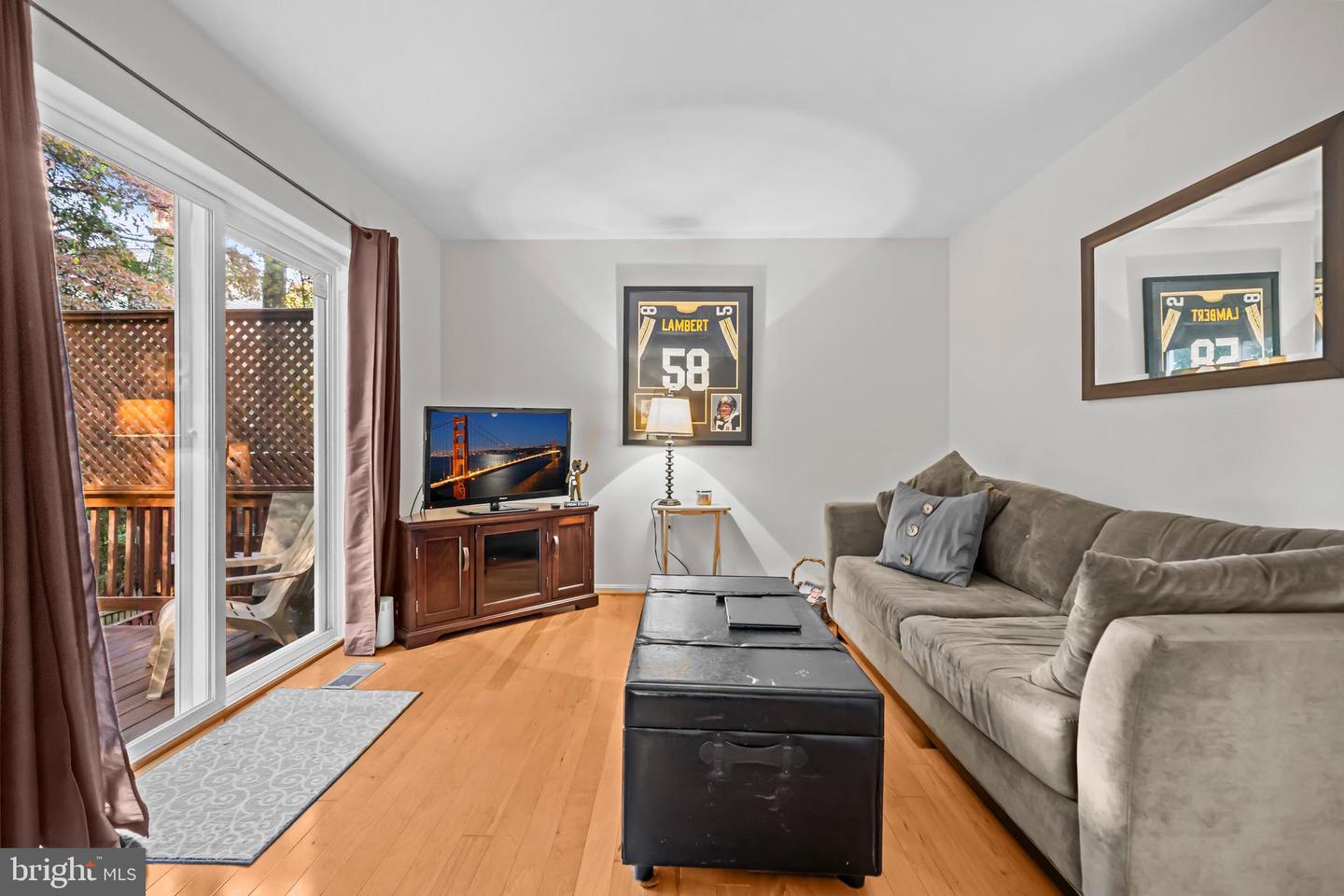 4548 LITTLE RIVER RUN DR, ANNANDALE, Virginia 22003, 3 Bedrooms Bedrooms, ,2 BathroomsBathrooms,Residential,For sale,4548 LITTLE RIVER RUN DR,VAFX2275502 MLS # VAFX2275502 4548 LITTLE RIVER RUN DR, ANNANDALE, Virginia 22003, 3 Bedrooms Bedrooms, ,2 BathroomsBathrooms,Residential,For sale,4548 LITTLE RIVER RUN DR,VAFX2275502 MLS # VAFX2275502