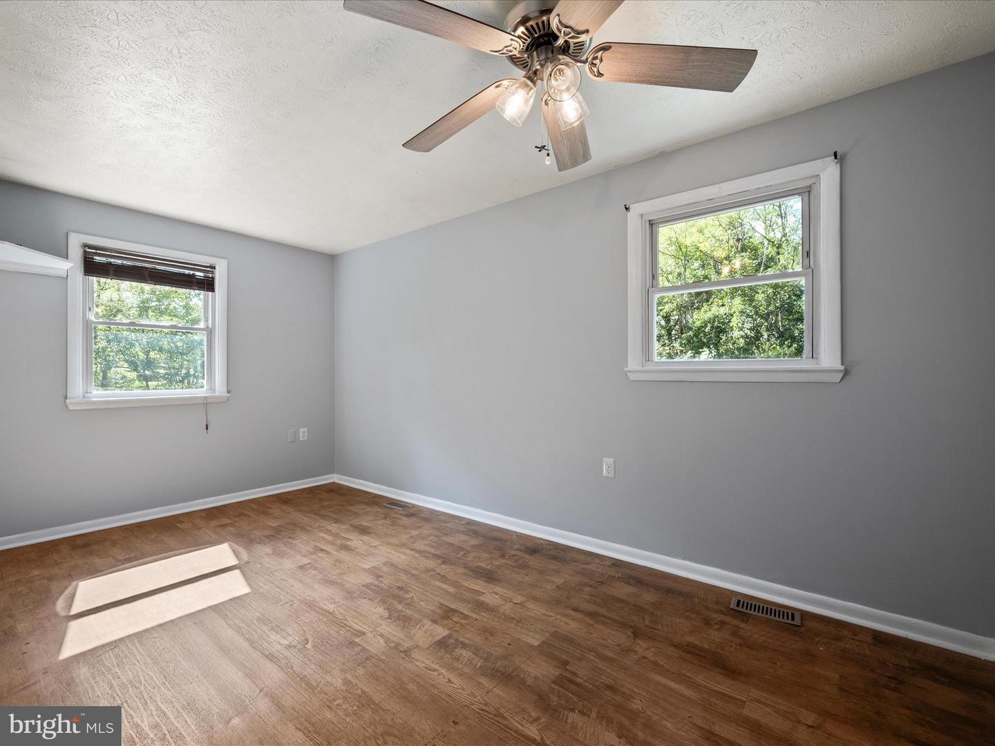 107 DALE CT, WINCHESTER, Virginia 22602, 4 Bedrooms Bedrooms, ,2 BathroomsBathrooms,Residential,For sale,107 DALE CT,VAFV2037592 MLS # VAFV2037592 107 DALE CT, WINCHESTER, Virginia 22602, 4 Bedrooms Bedrooms, ,2 BathroomsBathrooms,Residential,For sale,107 DALE CT,VAFV2037592 MLS # VAFV2037592