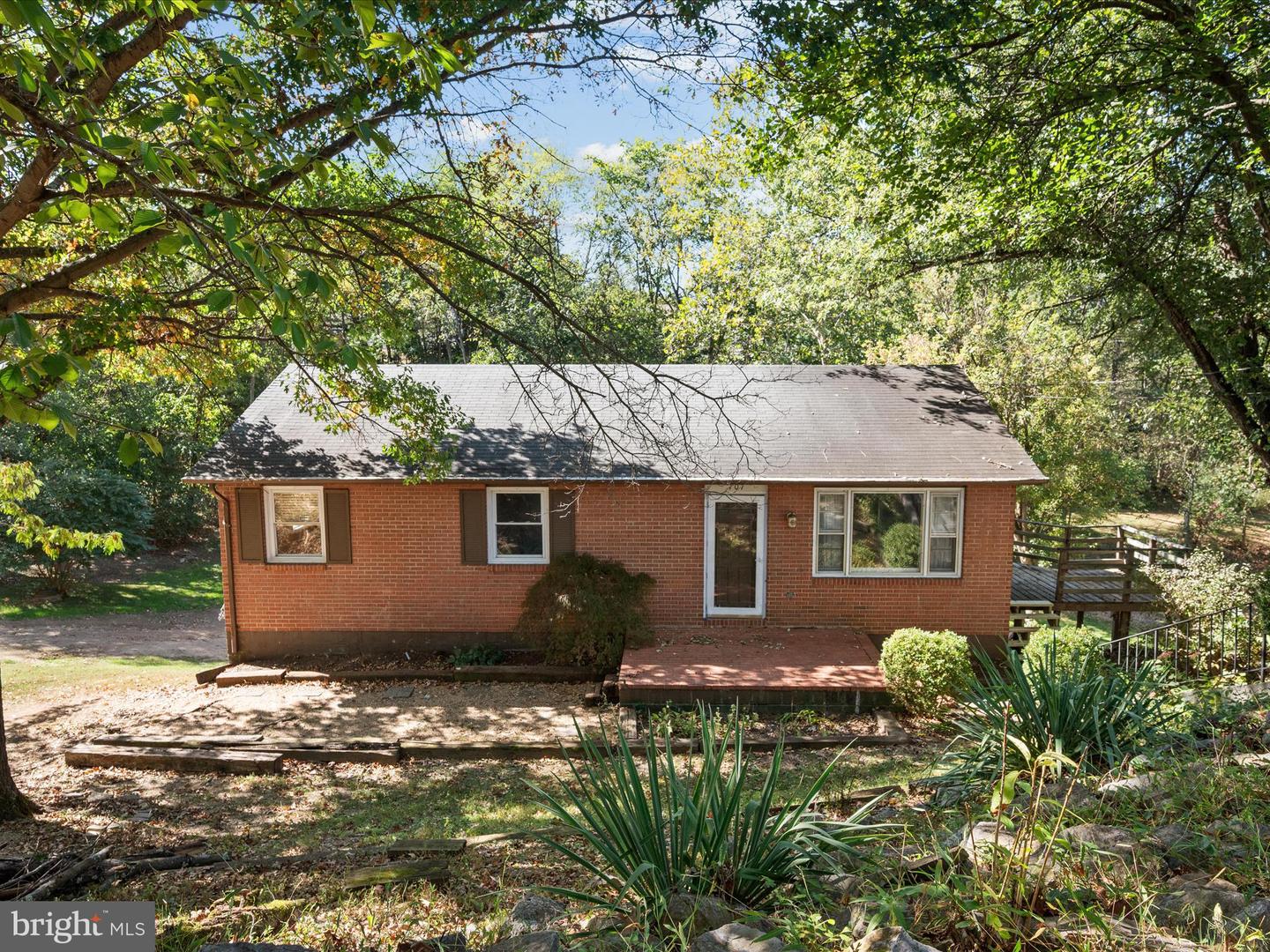 107 DALE CT, WINCHESTER, Virginia 22602, 4 Bedrooms Bedrooms, ,2 BathroomsBathrooms,Residential,For sale,107 DALE CT,VAFV2037592 MLS # VAFV2037592 107 DALE CT, WINCHESTER, Virginia 22602, 4 Bedrooms Bedrooms, ,2 BathroomsBathrooms,Residential,For sale,107 DALE CT,VAFV2037592 MLS # VAFV2037592