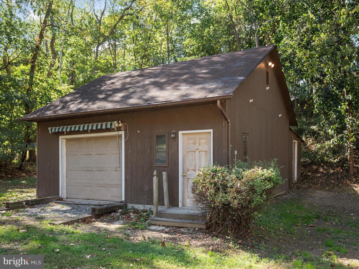 107 DALE CT, WINCHESTER, Virginia 22602, 4 Bedrooms Bedrooms, ,2 BathroomsBathrooms,Residential,For sale,107 DALE CT,VAFV2037592 MLS # VAFV2037592 107 DALE CT, WINCHESTER, Virginia 22602, 4 Bedrooms Bedrooms, ,2 BathroomsBathrooms,Residential,For sale,107 DALE CT,VAFV2037592 MLS # VAFV2037592