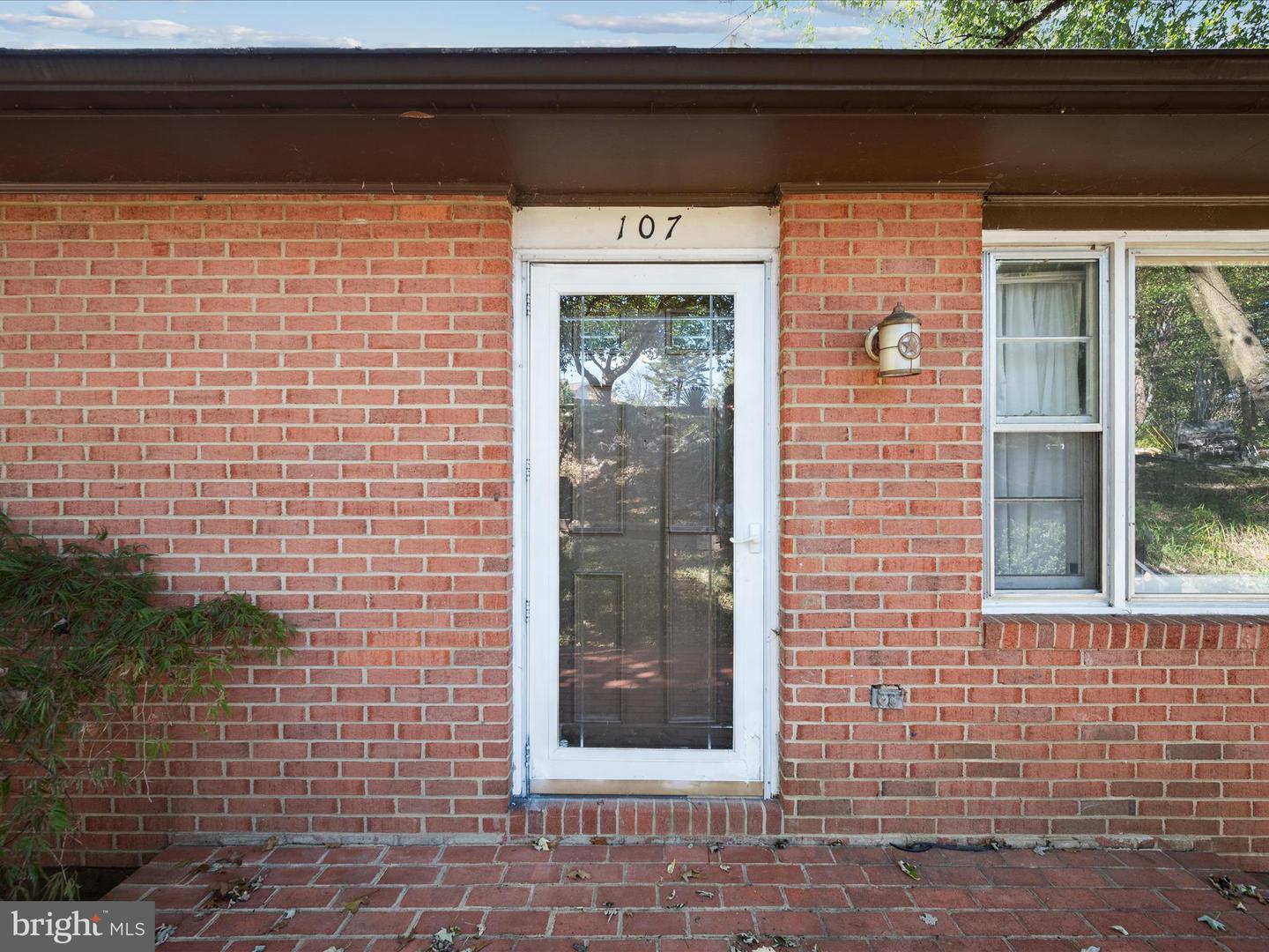 107 DALE CT, WINCHESTER, Virginia 22602, 4 Bedrooms Bedrooms, ,2 BathroomsBathrooms,Residential,For sale,107 DALE CT,VAFV2037592 MLS # VAFV2037592 107 DALE CT, WINCHESTER, Virginia 22602, 4 Bedrooms Bedrooms, ,2 BathroomsBathrooms,Residential,For sale,107 DALE CT,VAFV2037592 MLS # VAFV2037592