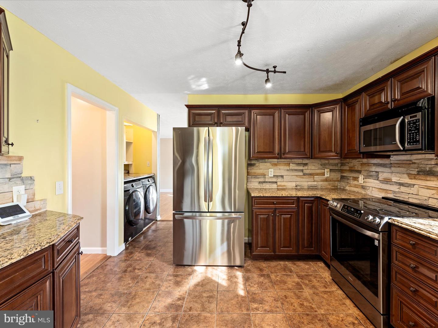 144 MORNING GLORY, WINCHESTER, Virginia 22602, 5 Bedrooms Bedrooms, 12 Rooms Rooms,4 BathroomsBathrooms,Residential,For sale,144 MORNING GLORY,VAFV2037596 MLS # VAFV2037596 144 MORNING GLORY, WINCHESTER, Virginia 22602, 5 Bedrooms Bedrooms, 12 Rooms Rooms,4 BathroomsBathrooms,Residential,For sale,144 MORNING GLORY,VAFV2037596 MLS # VAFV2037596