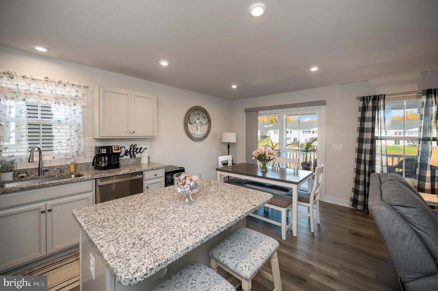 34859 MANSOURS DR, LOCUST GROVE, Virginia 22508, 3 Bedrooms Bedrooms, 14 Rooms Rooms,3 BathroomsBathrooms,Residential,For sale,34859 MANSOURS DR,VAOR2012634 MLS # VAOR2012634 34859 MANSOURS DR, LOCUST GROVE, Virginia 22508, 3 Bedrooms Bedrooms, 14 Rooms Rooms,3 BathroomsBathrooms,Residential,For sale,34859 MANSOURS DR,VAOR2012634 MLS # VAOR2012634